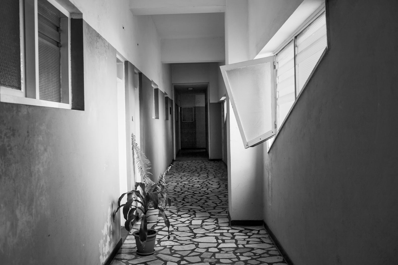 Guy Tillim, Beira, Mozambique, 2007 Quelimane, Mozambique, 2008