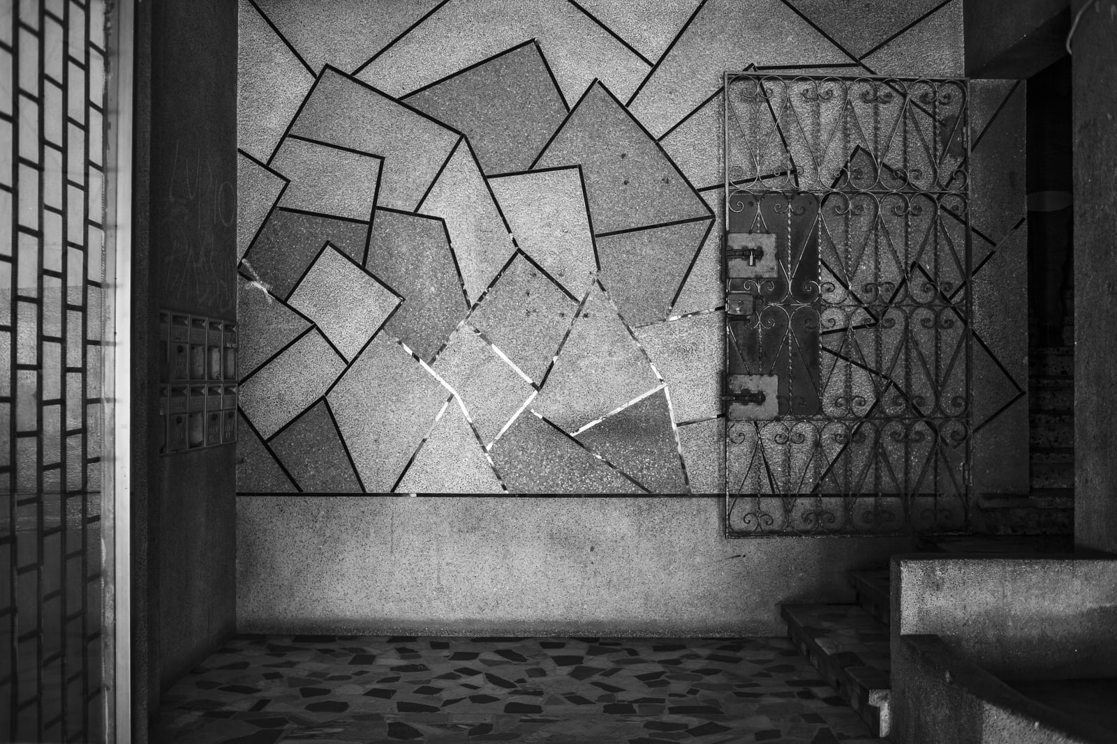 Guy Tillim, Luanda, Angola, 2007 Maputo, Mozambique, 2007