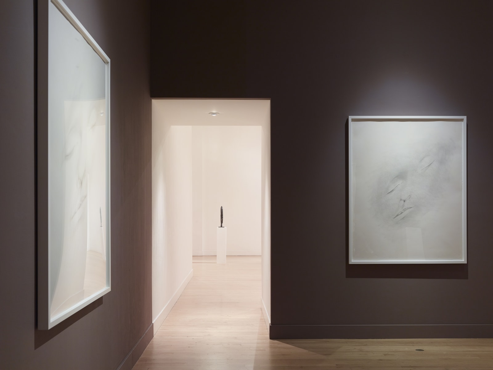 Installation view of Jaume Plensa: Silent Faces, September 10 - October 31, 2015 at Haines Gallery, San Francisco Photo: Robert Divers Herrick