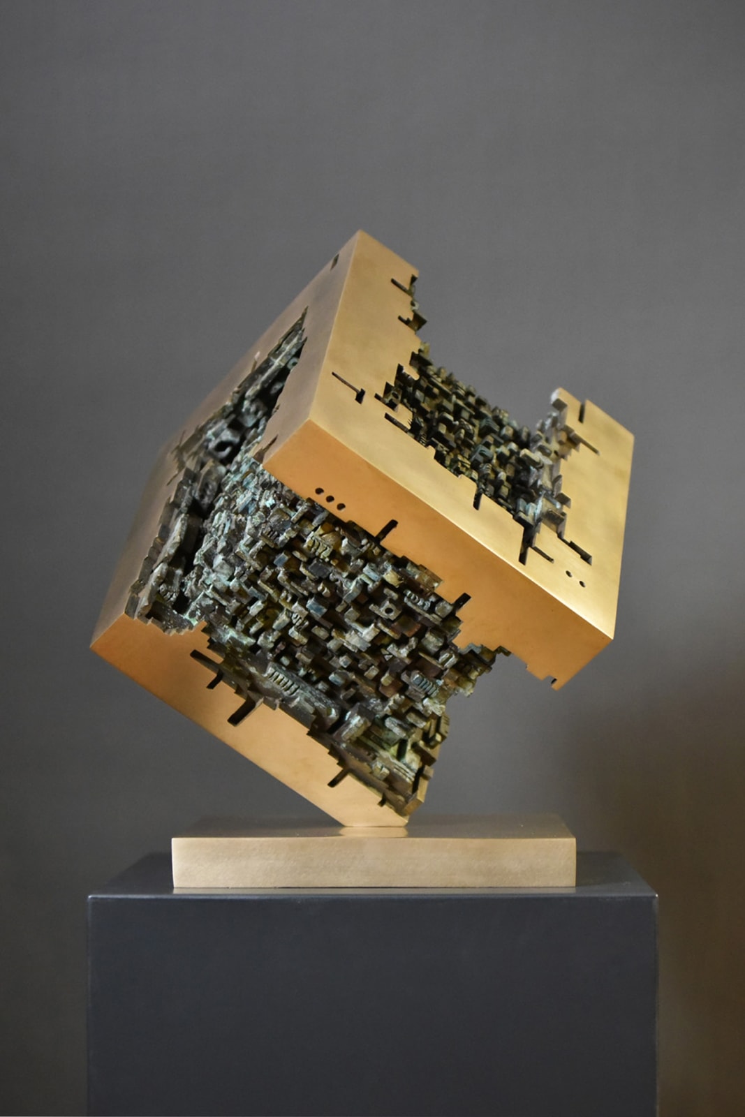 Alex Knapic, SCULPTURE GENESIS, 2024