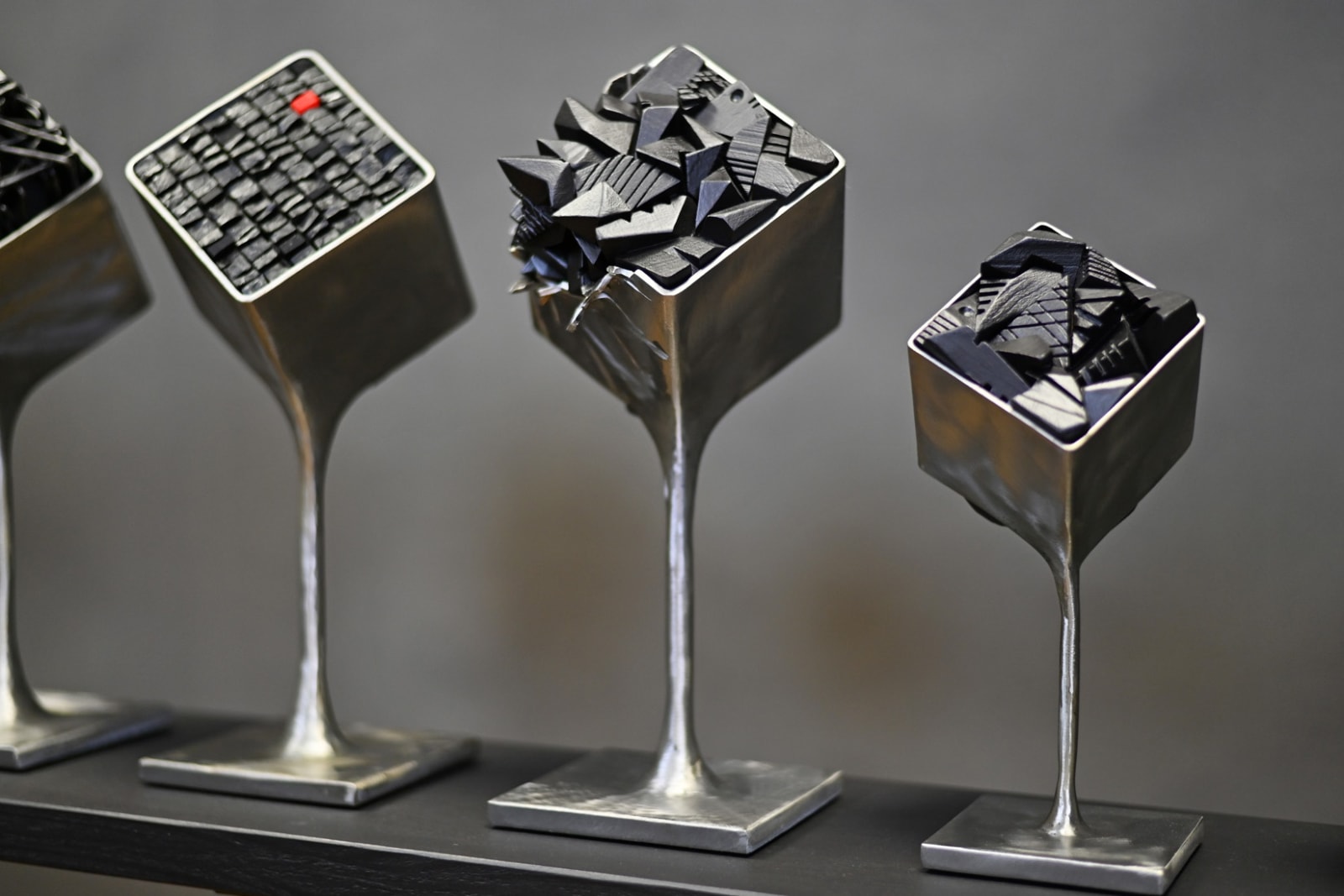 Alex Knapic, INFINITY CUBE SMALL, 2024