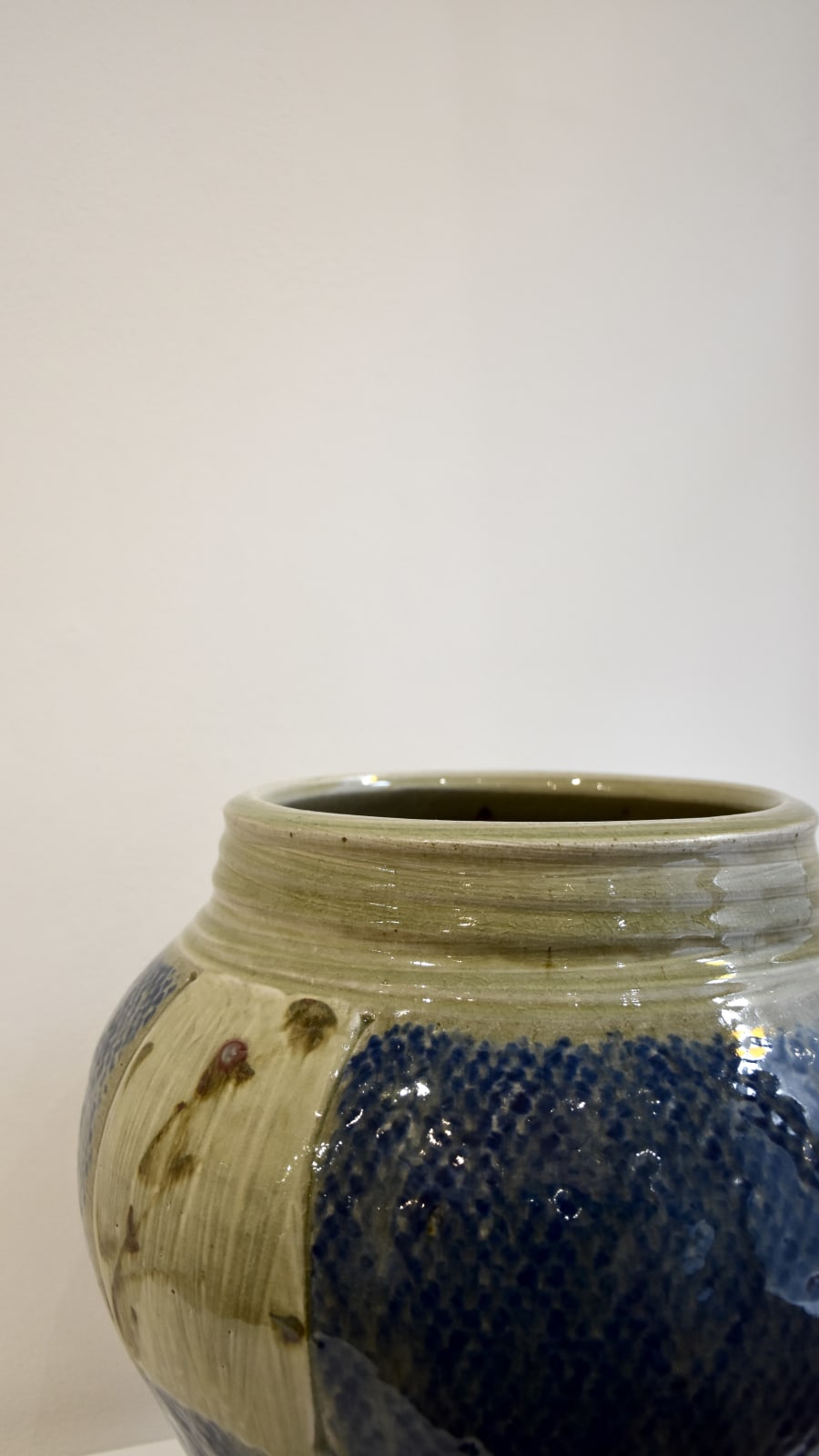 William Plumptre, Thrown Vase Ash Wood (22), 2025