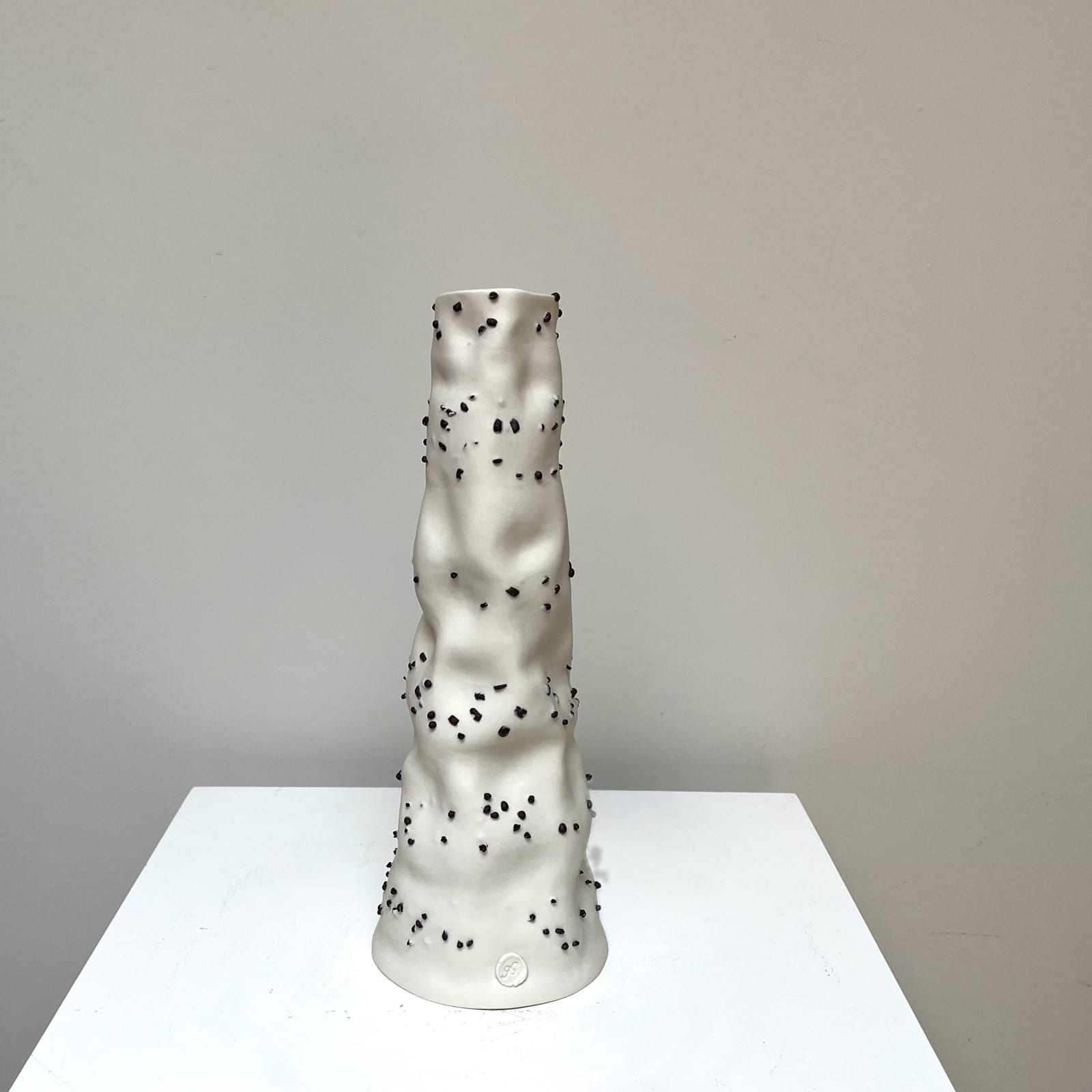Gina Baum, Medium Vessel, 2025