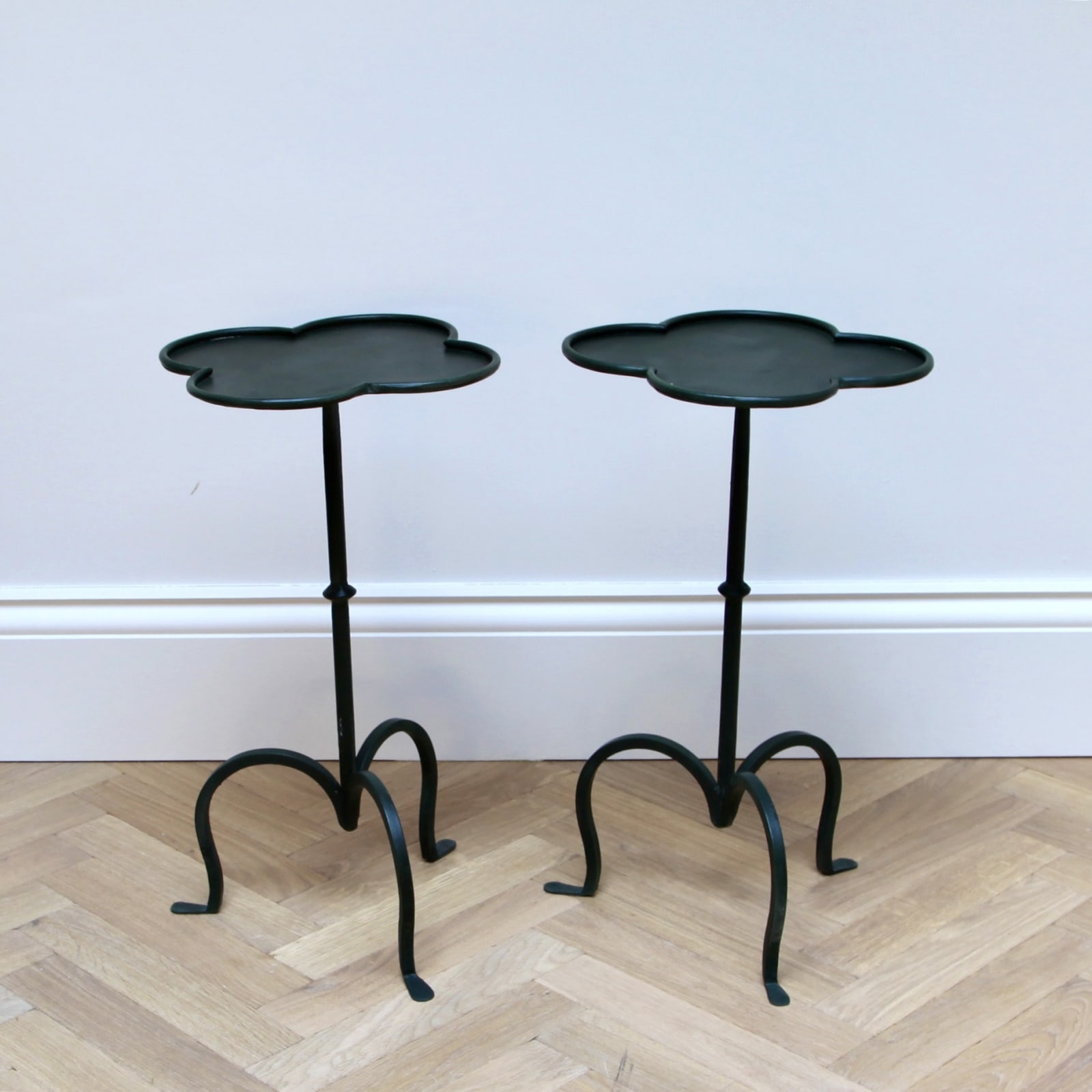 Metal martini outlet table