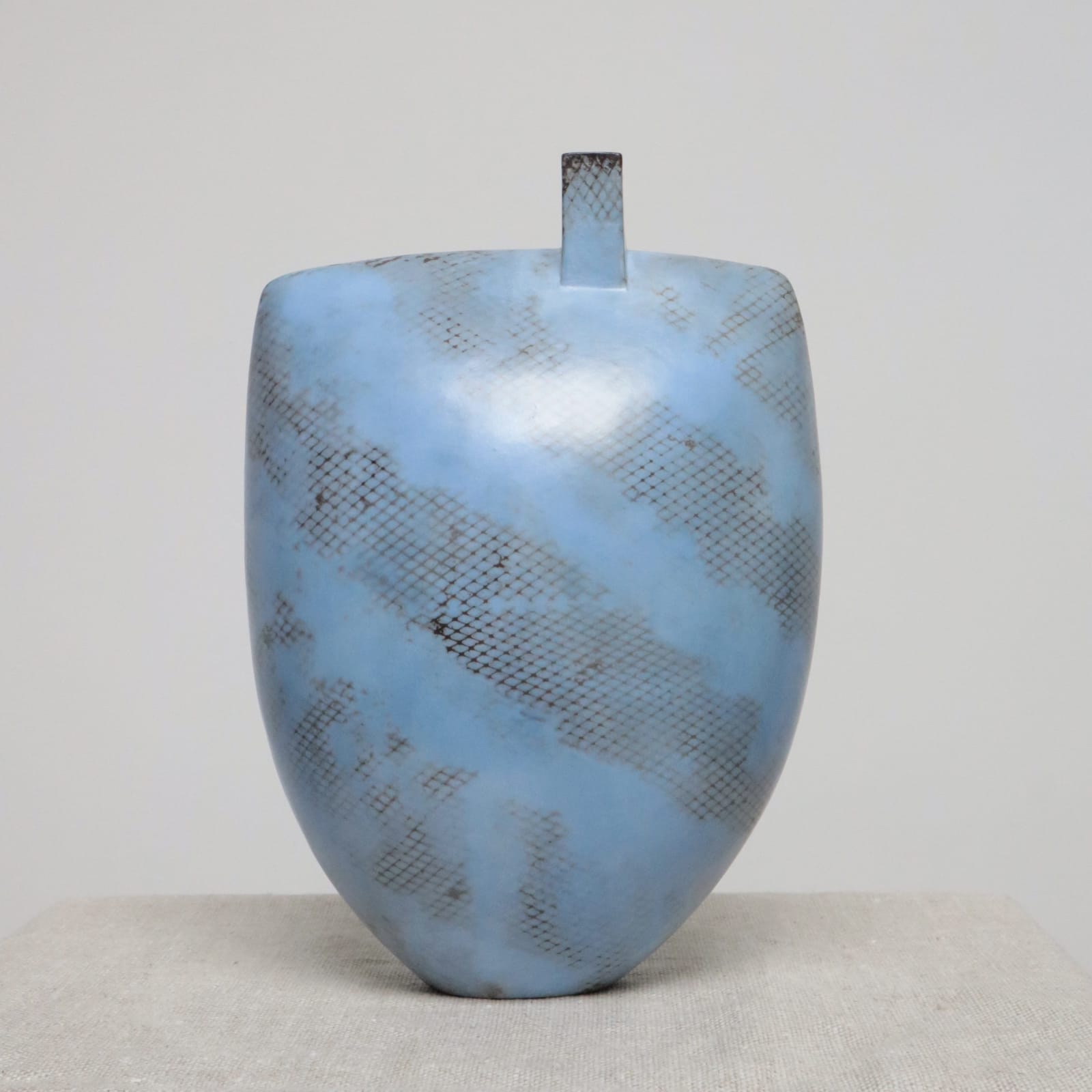 Alison Kay, Slim Blue Form, 2023