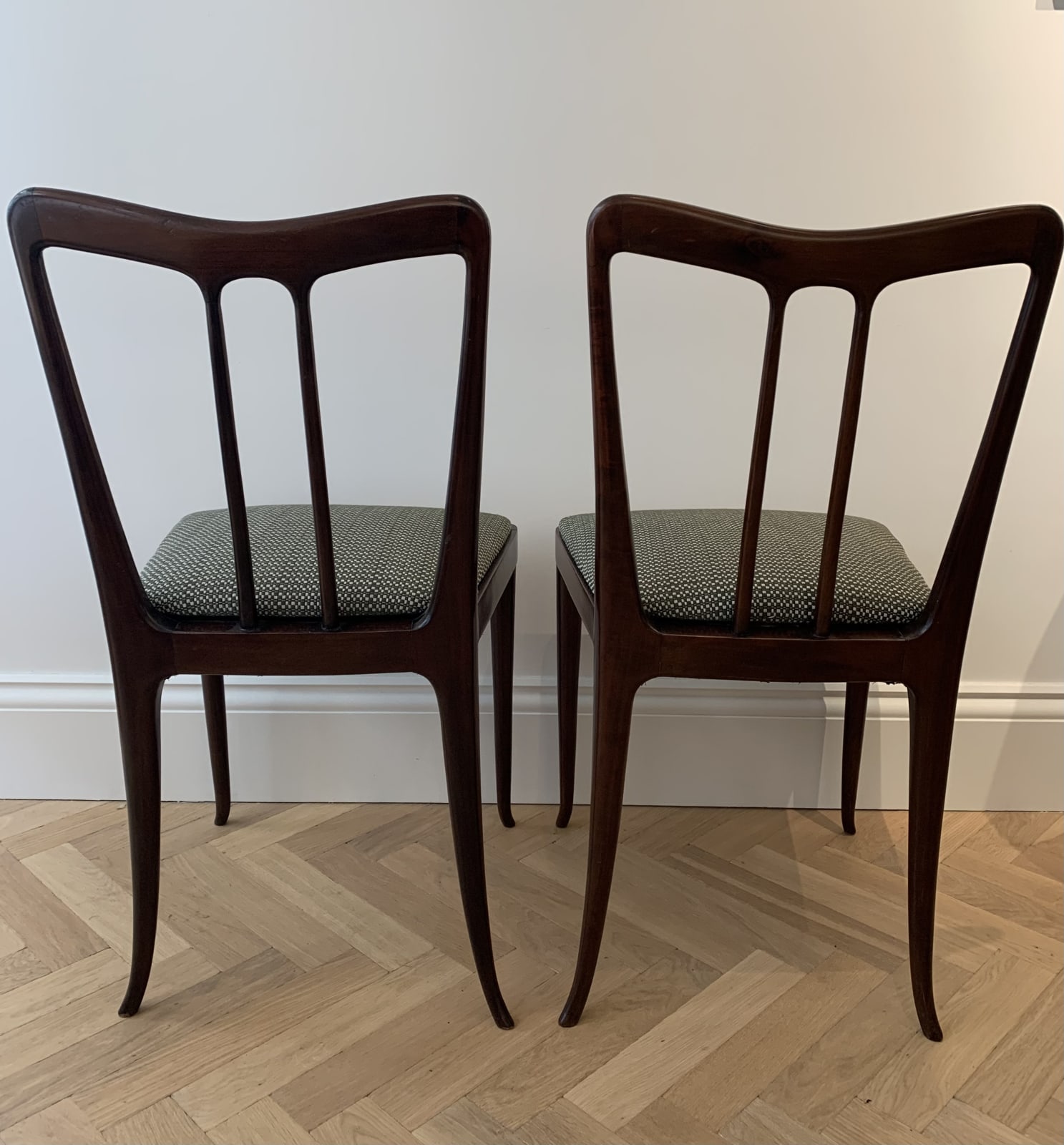 Attributed to Paolo Buffa, A Set of Eight Italian Dining Chairs, Circa 1950s