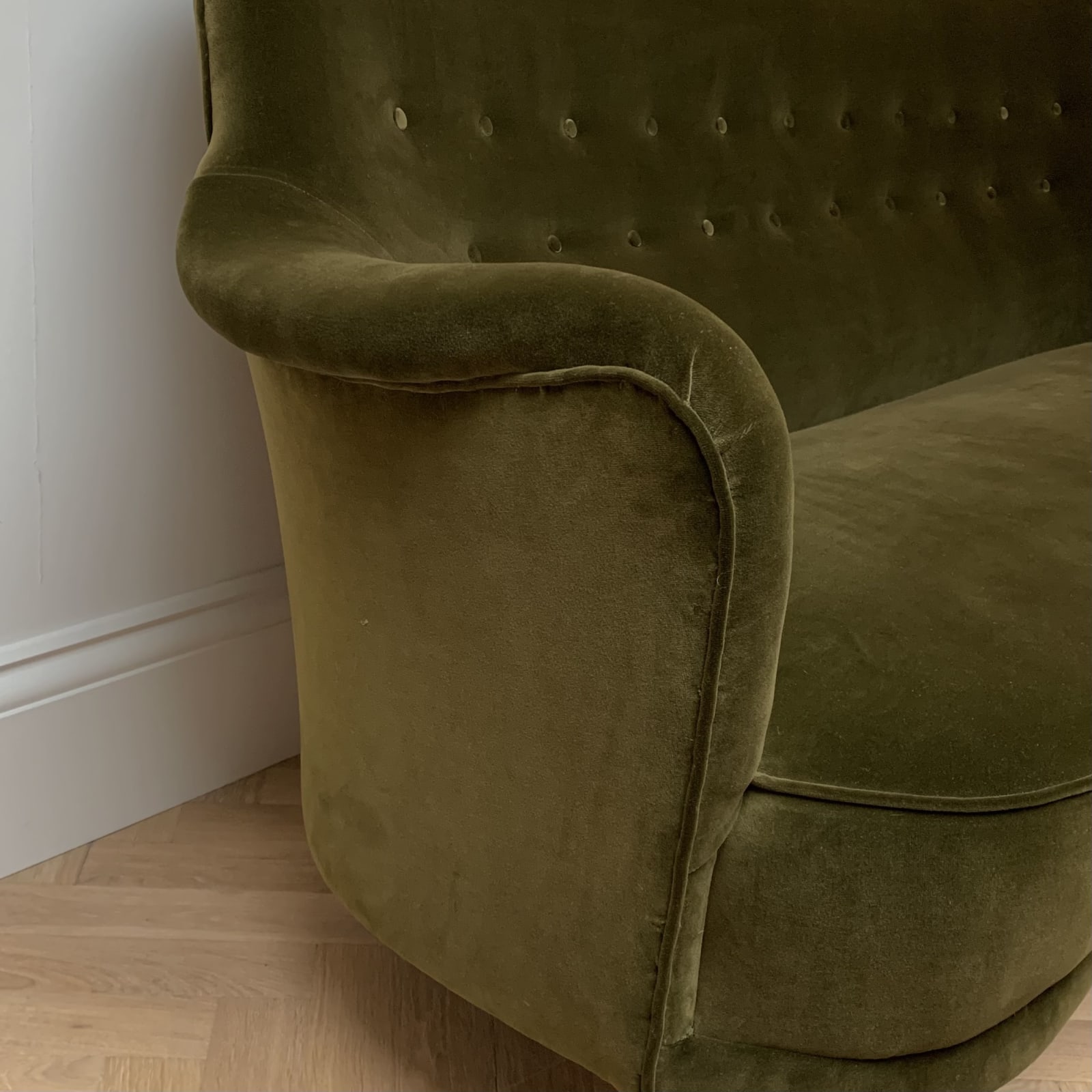 Carl Malmsten, A Swedish Samsas sofa, Circa 1960s