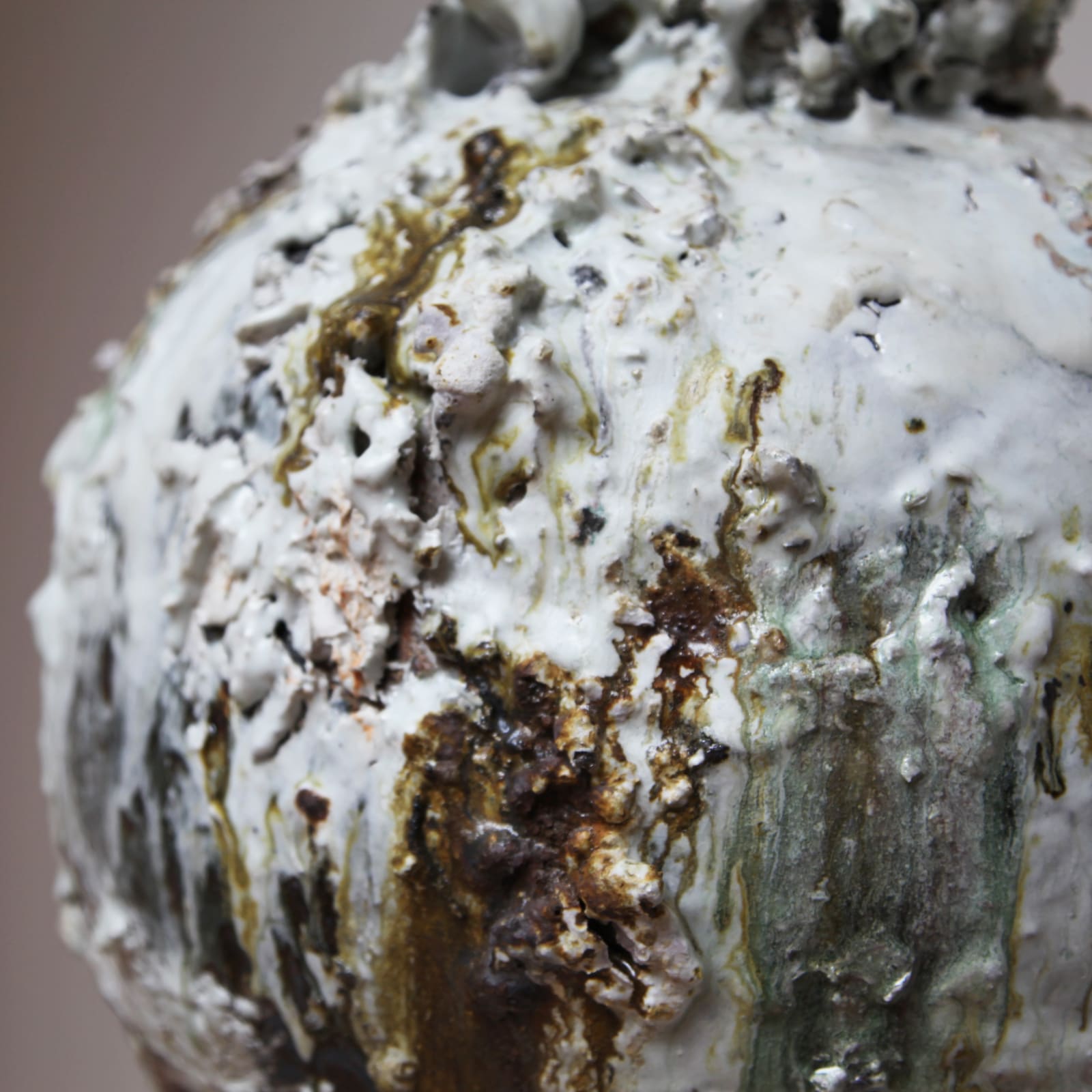 Akiko Hirai, A Large Moon Vase