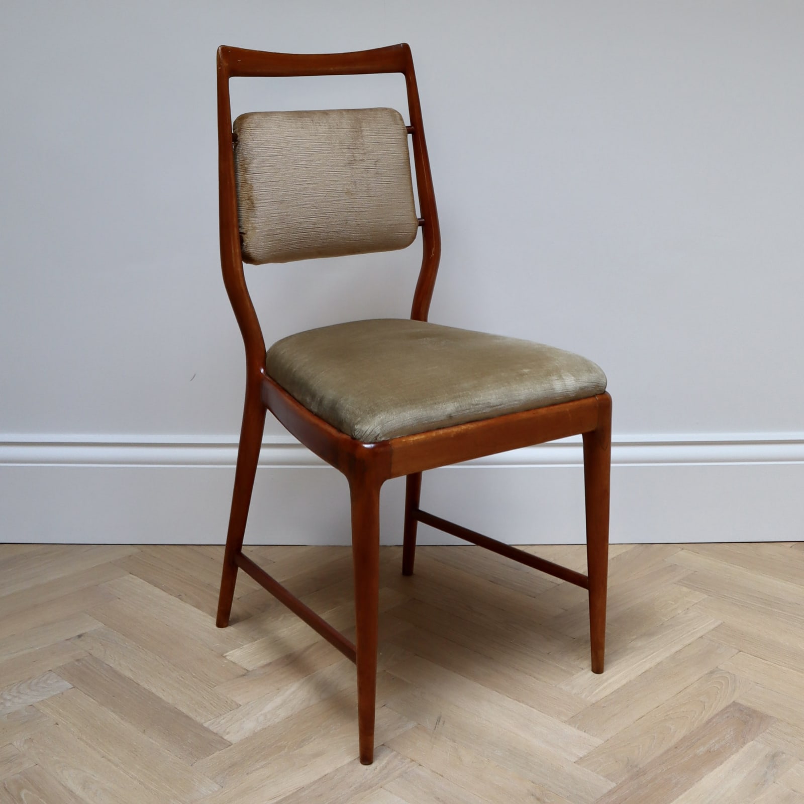 Vittorio Dassi, A Set of Six Dining Chairs, Circa 1950s