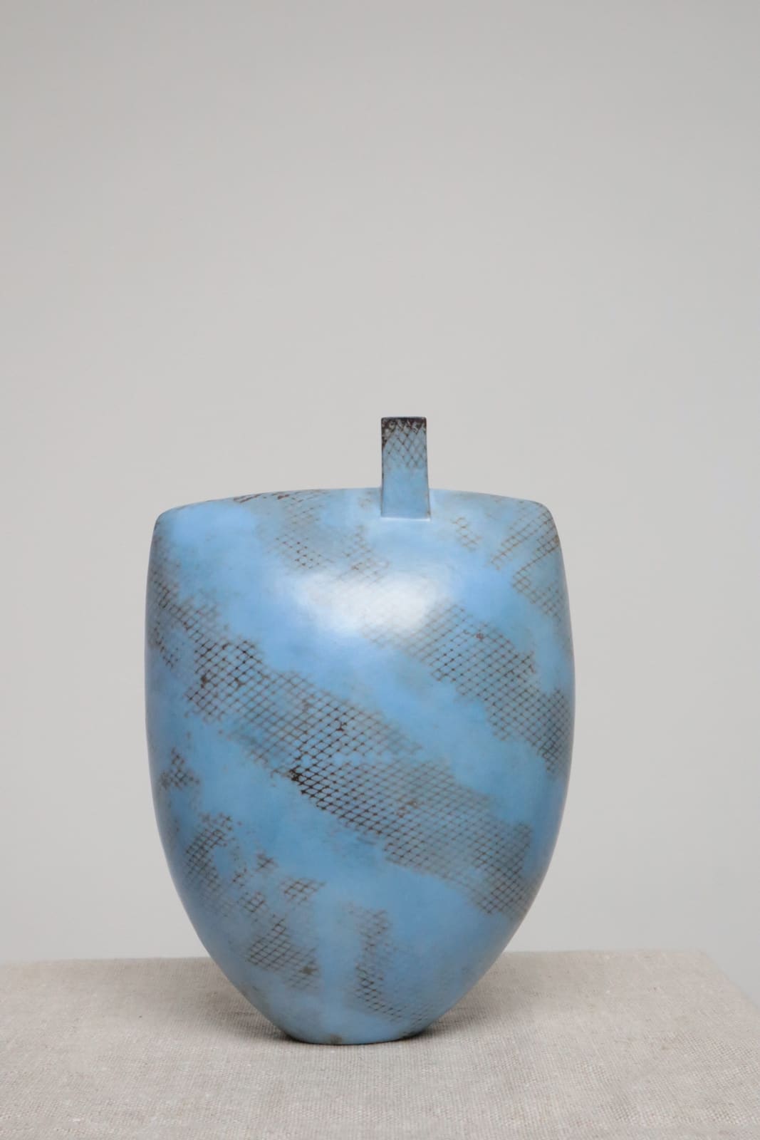 Alison Kay, Slim Blue Form, 2023