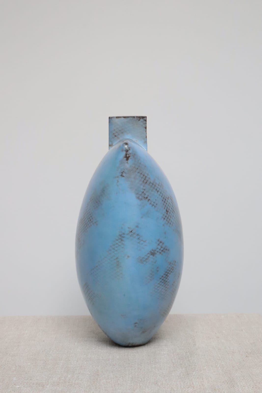 Alison Kay, Slim Blue Form, 2023