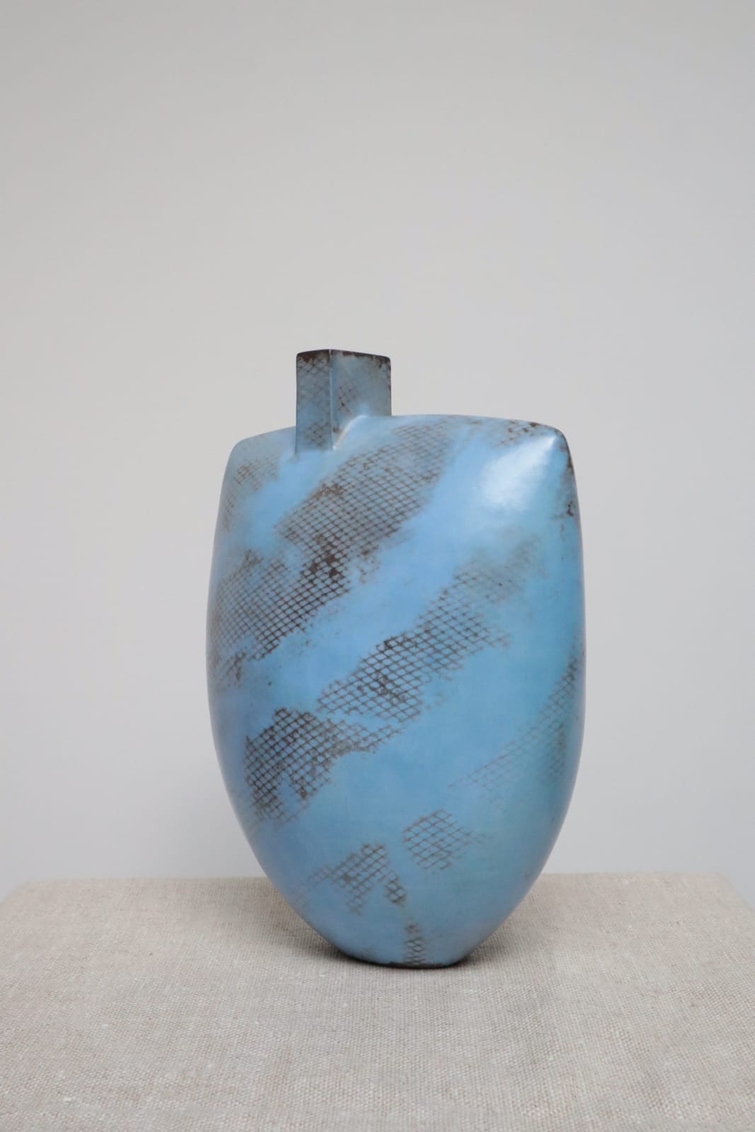 Alison Kay, Slim Blue Form, 2023