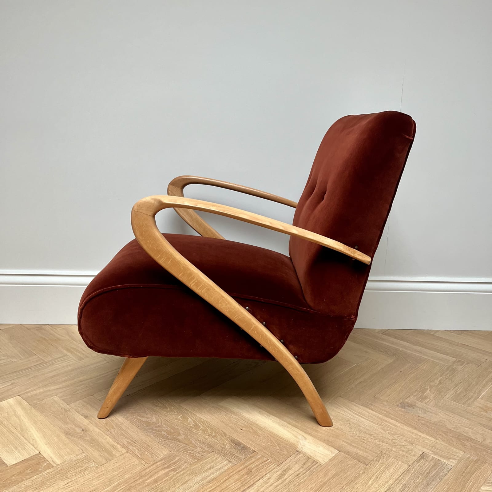 Guglielmo Ulrich, A Pair of Italian Armchairs, Circa 1960s