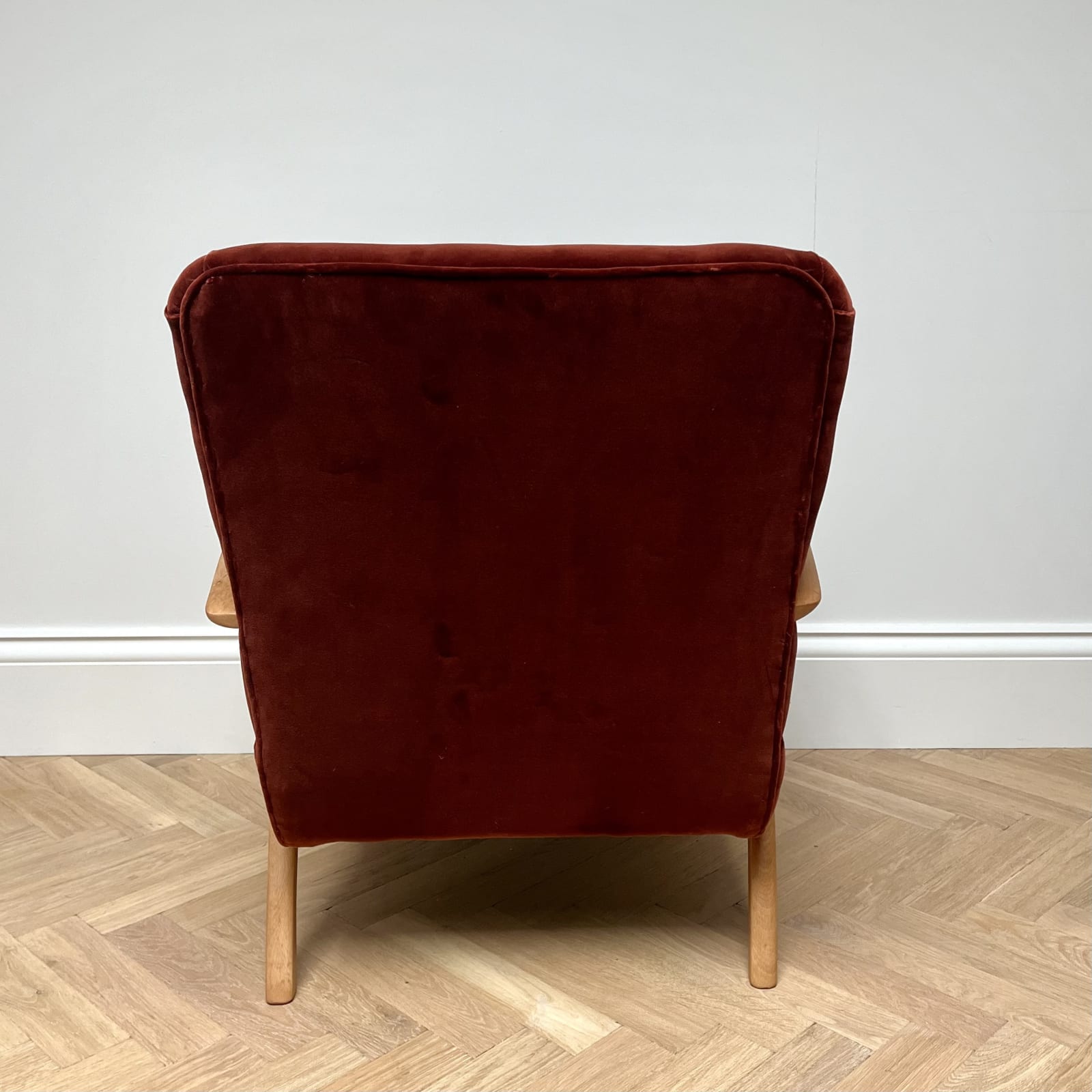 Guglielmo Ulrich, A Pair of Italian Armchairs, Circa 1960s