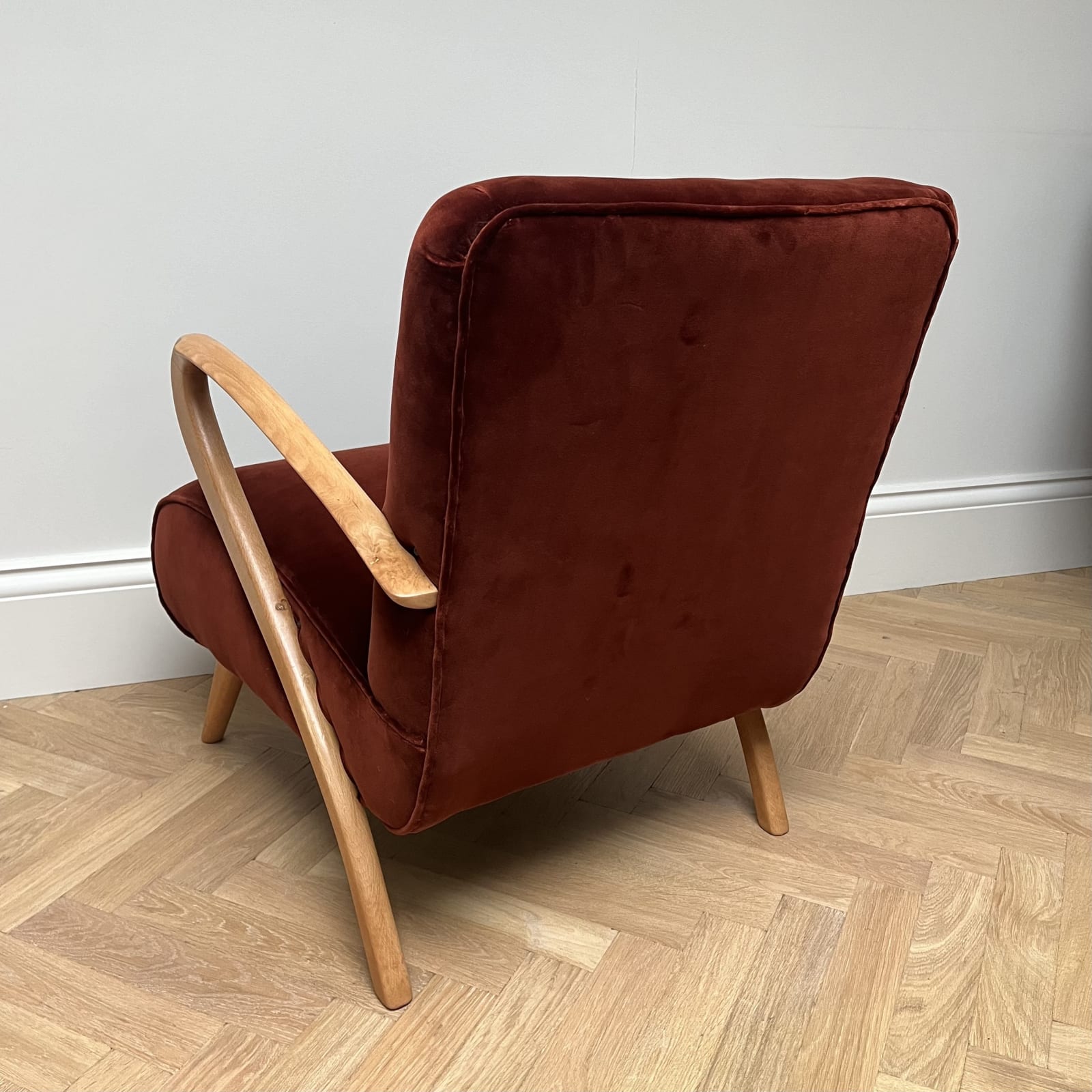 Guglielmo Ulrich, A Pair of Italian Armchairs, Circa 1960s