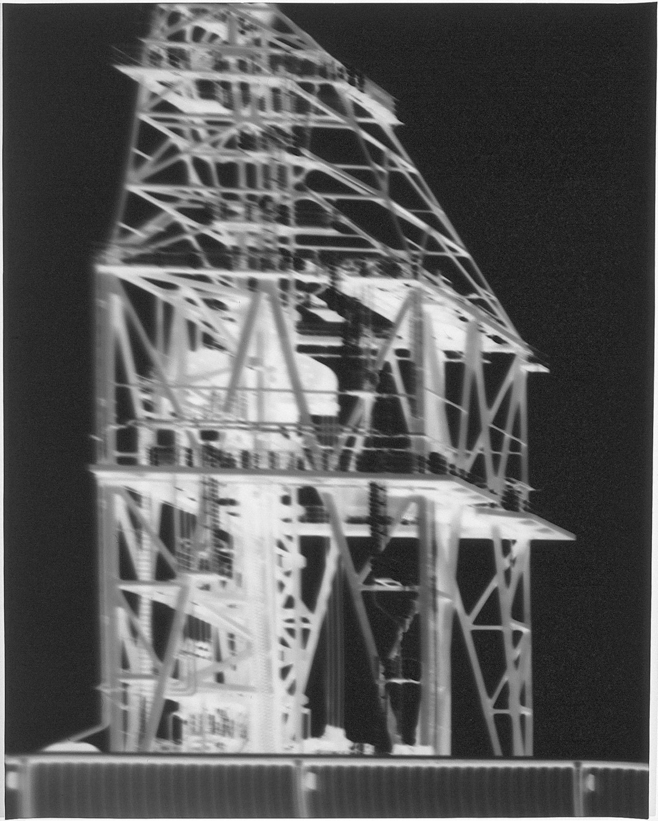 Vera Lutter, Drilling Tower, Kvaerner: November 29, 2000, 2000