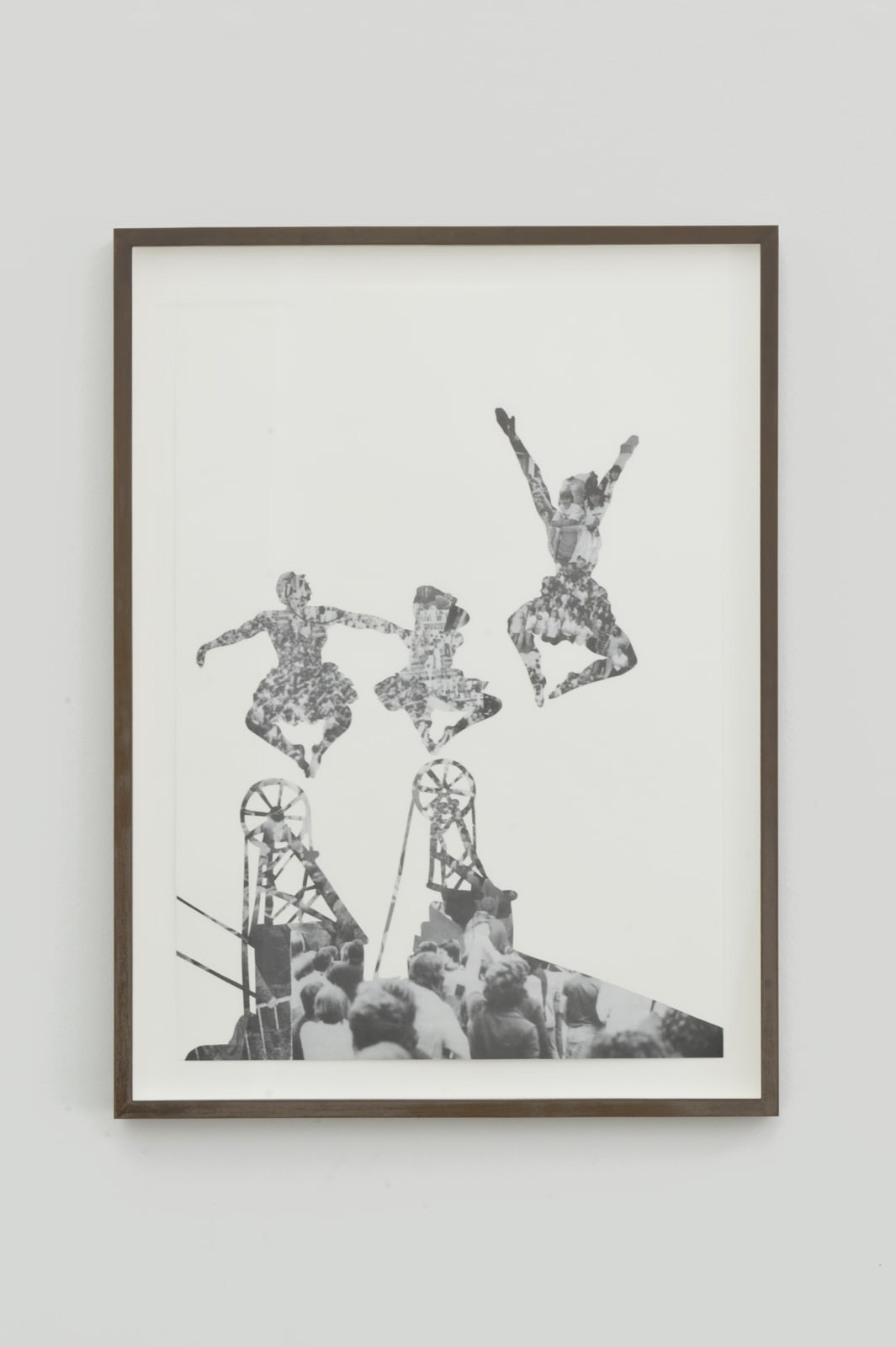 Asier Mendizabal, Figures & Prefigurations (Divers, B. Munari, 1935), 2010
