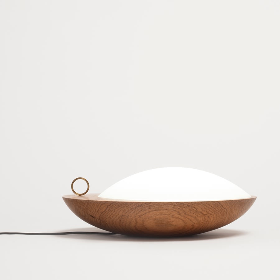 Claudia Moreira Salles, Exêntrica Lamp, 2019