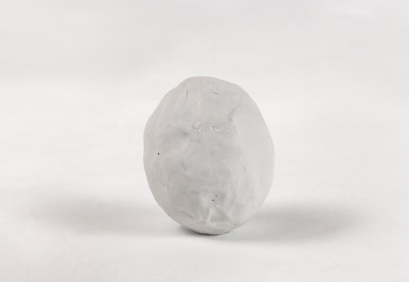 Brisa Noronha , alone egg, 2022