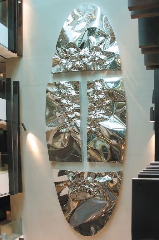 Helidon Xhixha , ELLIPTICAL LIGHT, 2011