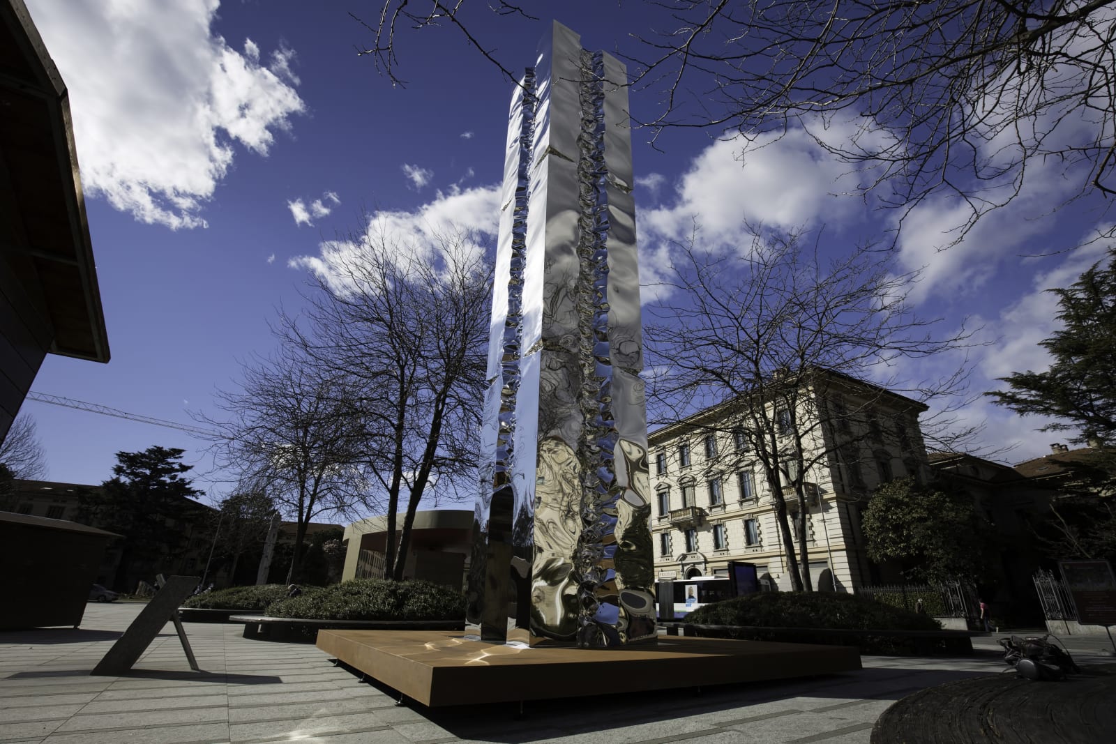 Helidon Xhixha , Torre Di Luce , 2019