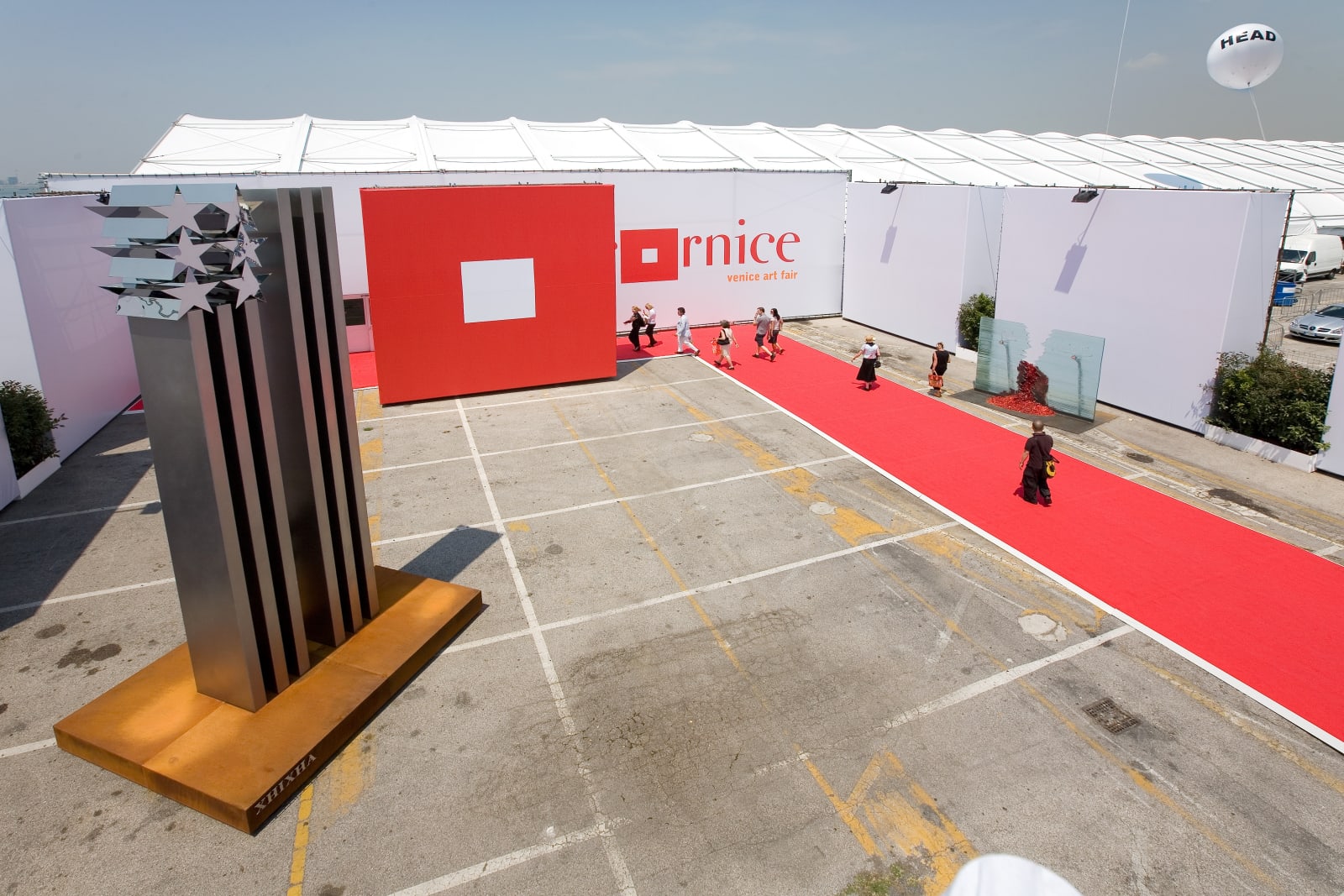 Helidon Xhixha , RENAISSACE OF TOWERS, 2007