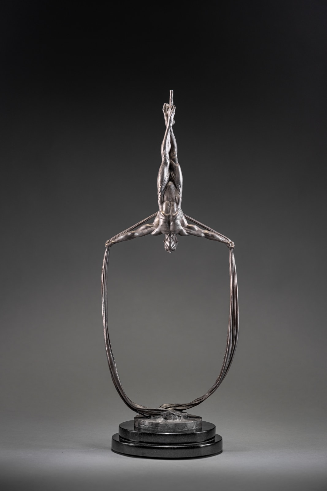 Richard MacDonald, Transcendance, Atelier, Platinum, 2020