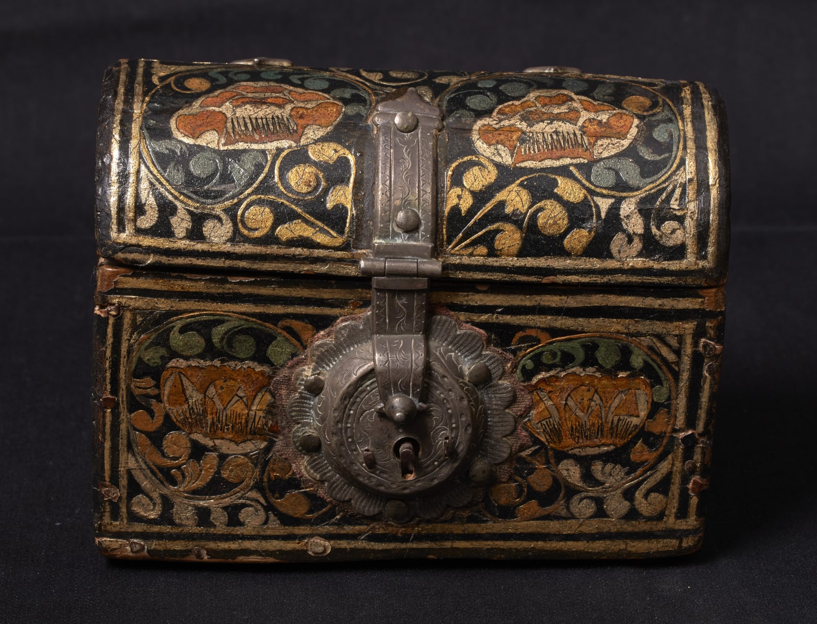 BARNIZ DE PASTO, CHEST, Colombia, 17th Century