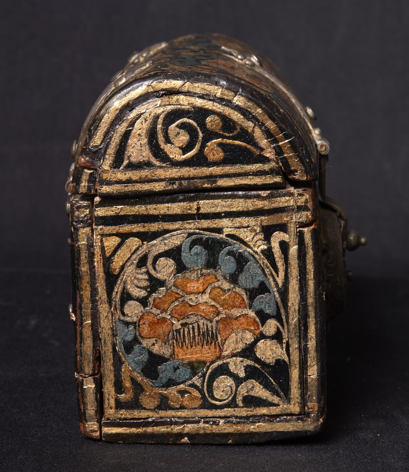BARNIZ DE PASTO, CHEST, Colombia, 17th Century