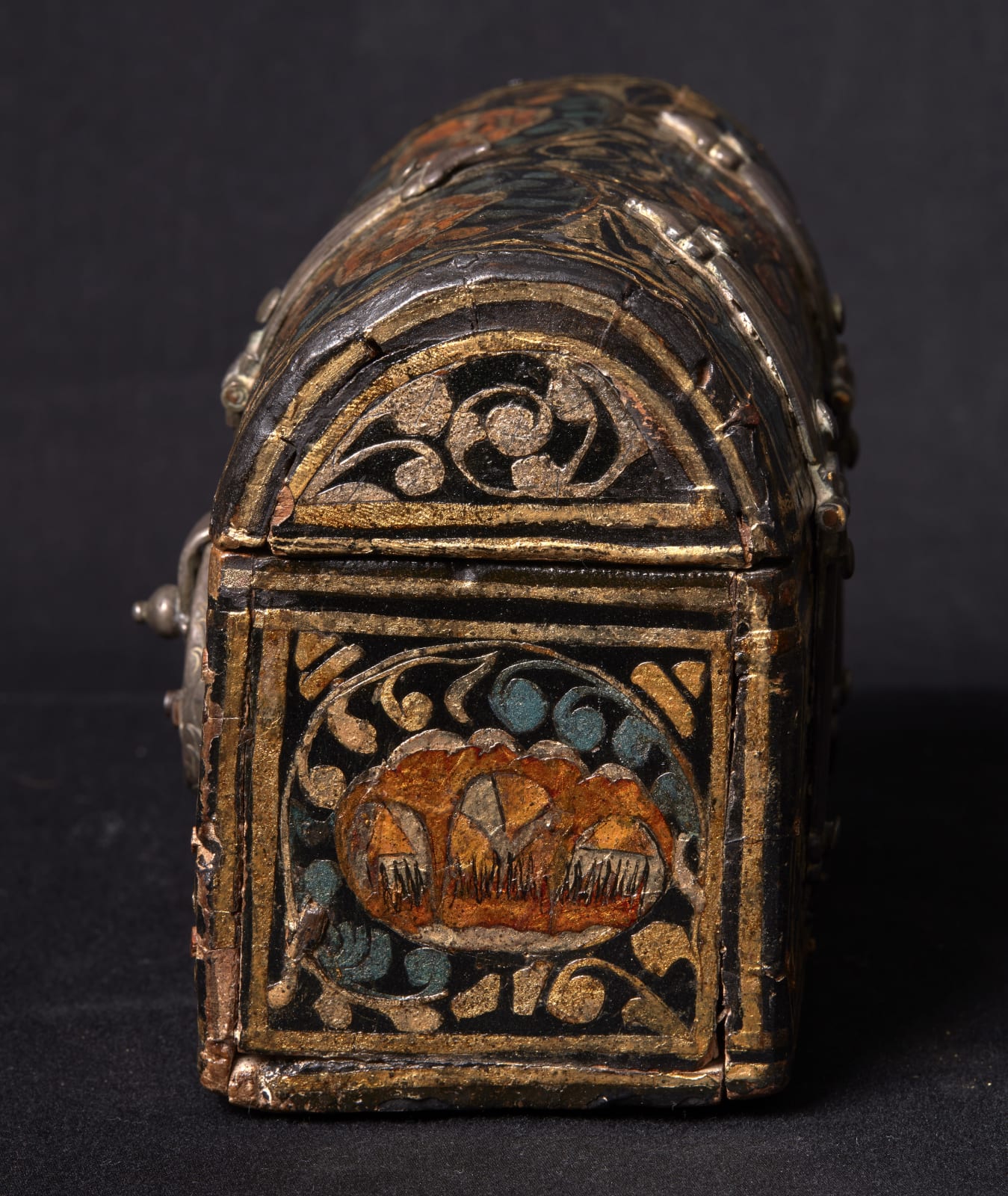 BARNIZ DE PASTO, CHEST, Colombia, 17th Century