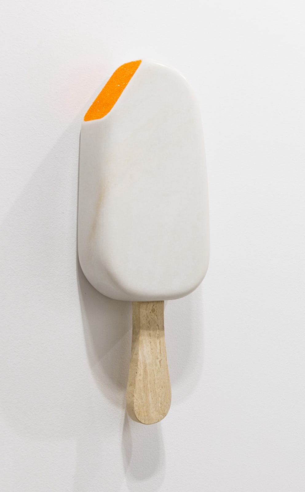 Quiñones. Helado Blanco Purpurina, 2023.