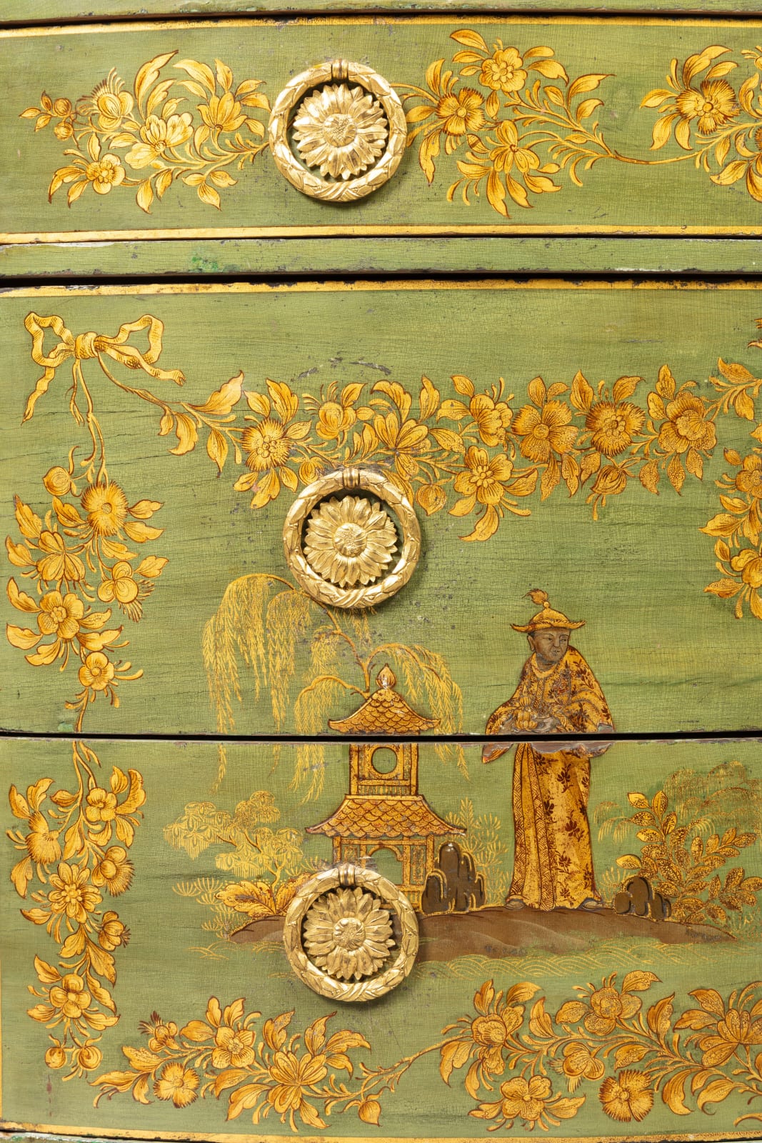 Charles Topino (1742-1803), Commode 1/2 lune en vernis parisien, 18 ème