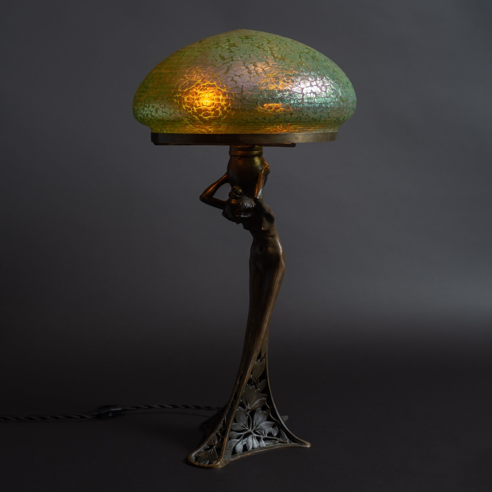 Loetz lamp top