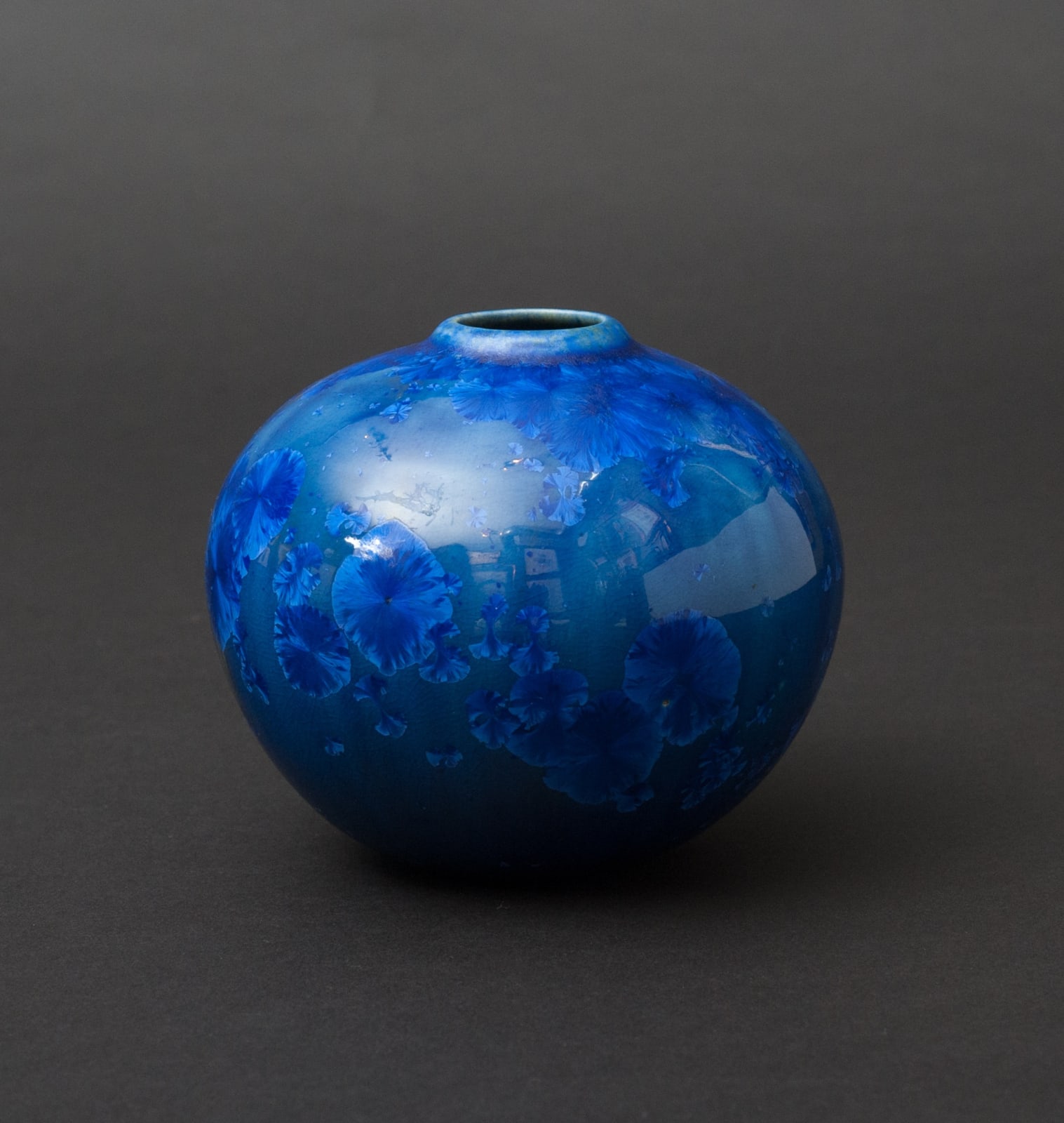 Adelaide Alsop Robineau, Blue Crystalline Vase,  1910