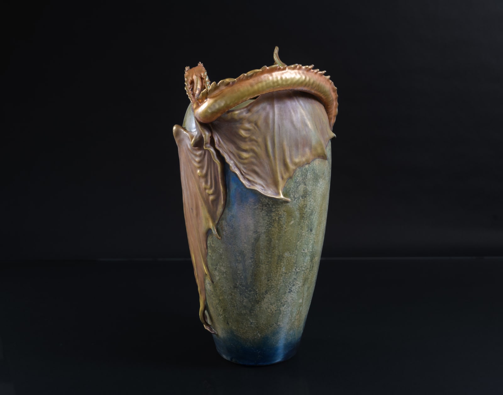 Amphora, Eastern Dragon,  1899-1900