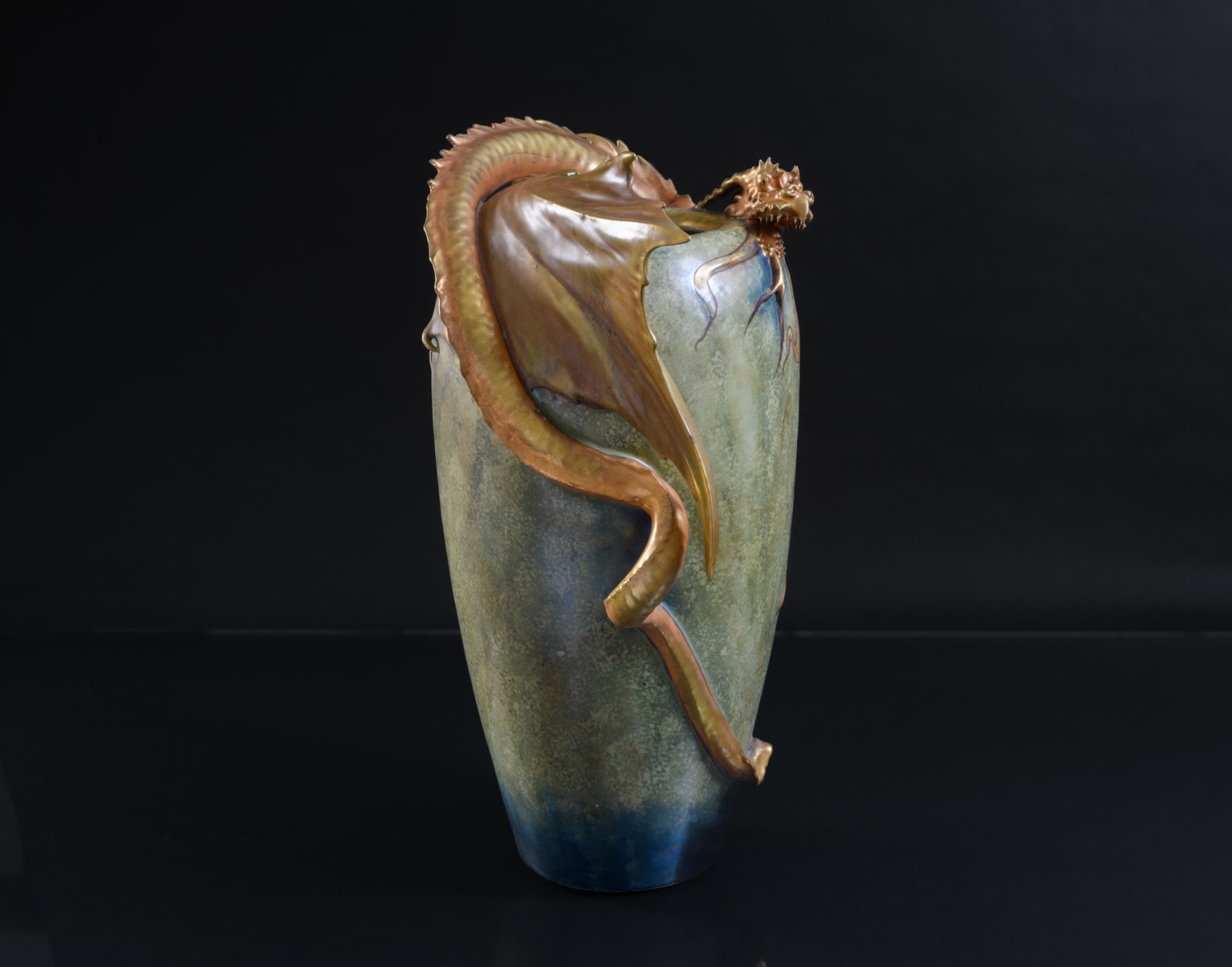Amphora, Eastern Dragon,  1899-1900