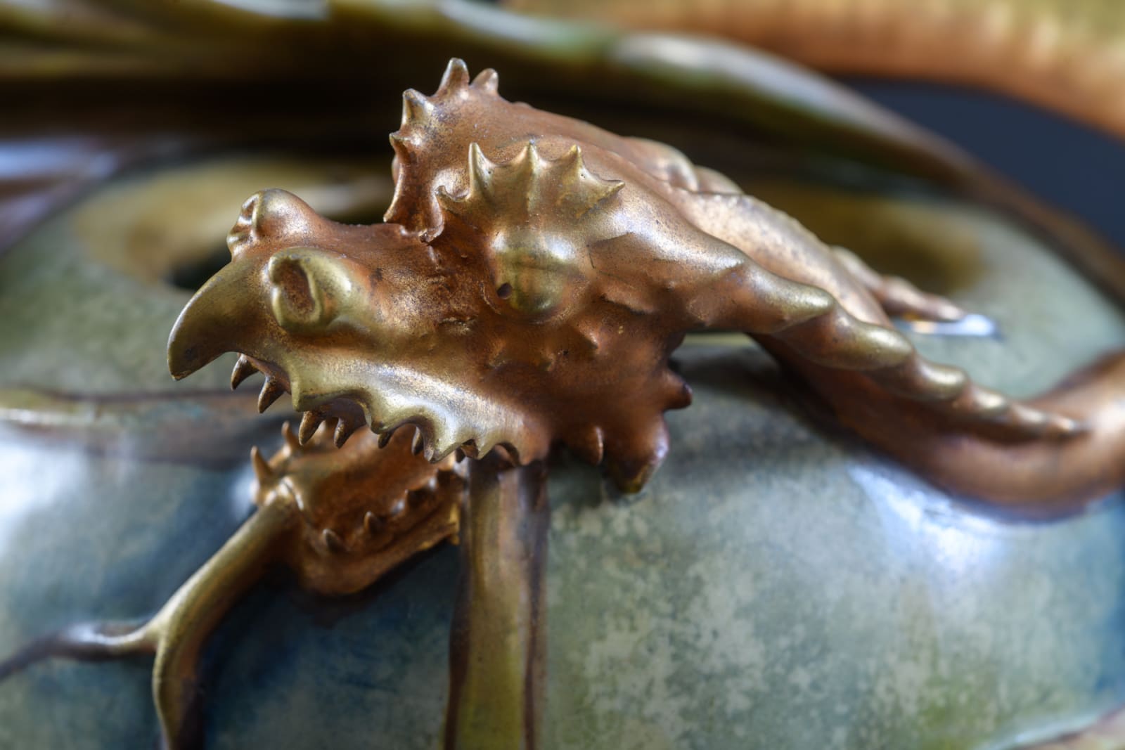 Amphora, Eastern Dragon,  1899-1900