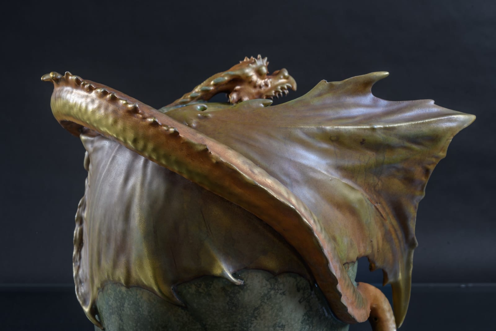 Amphora, Eastern Dragon,  1899-1900