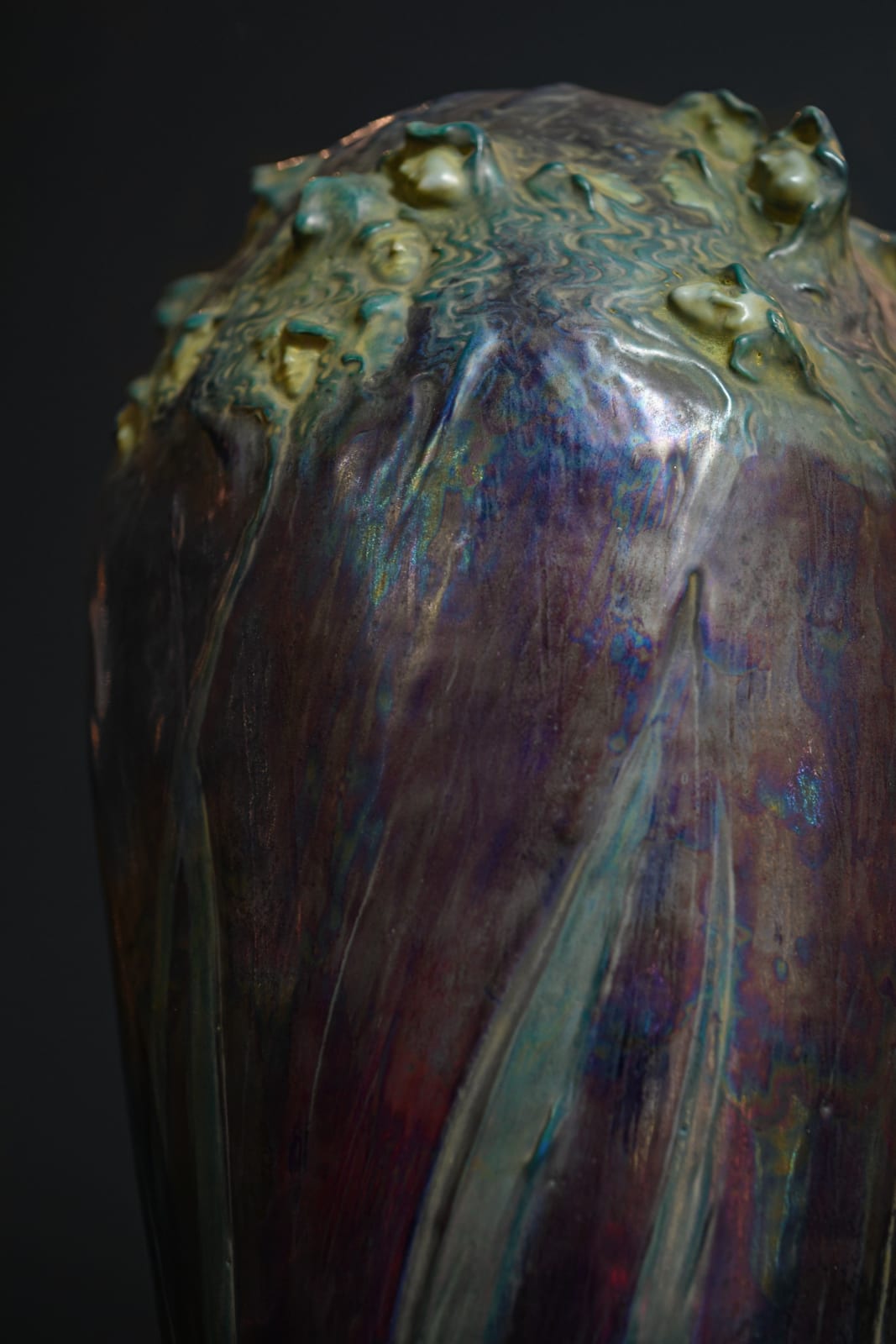 Amphora, Women in the Storm,  1898