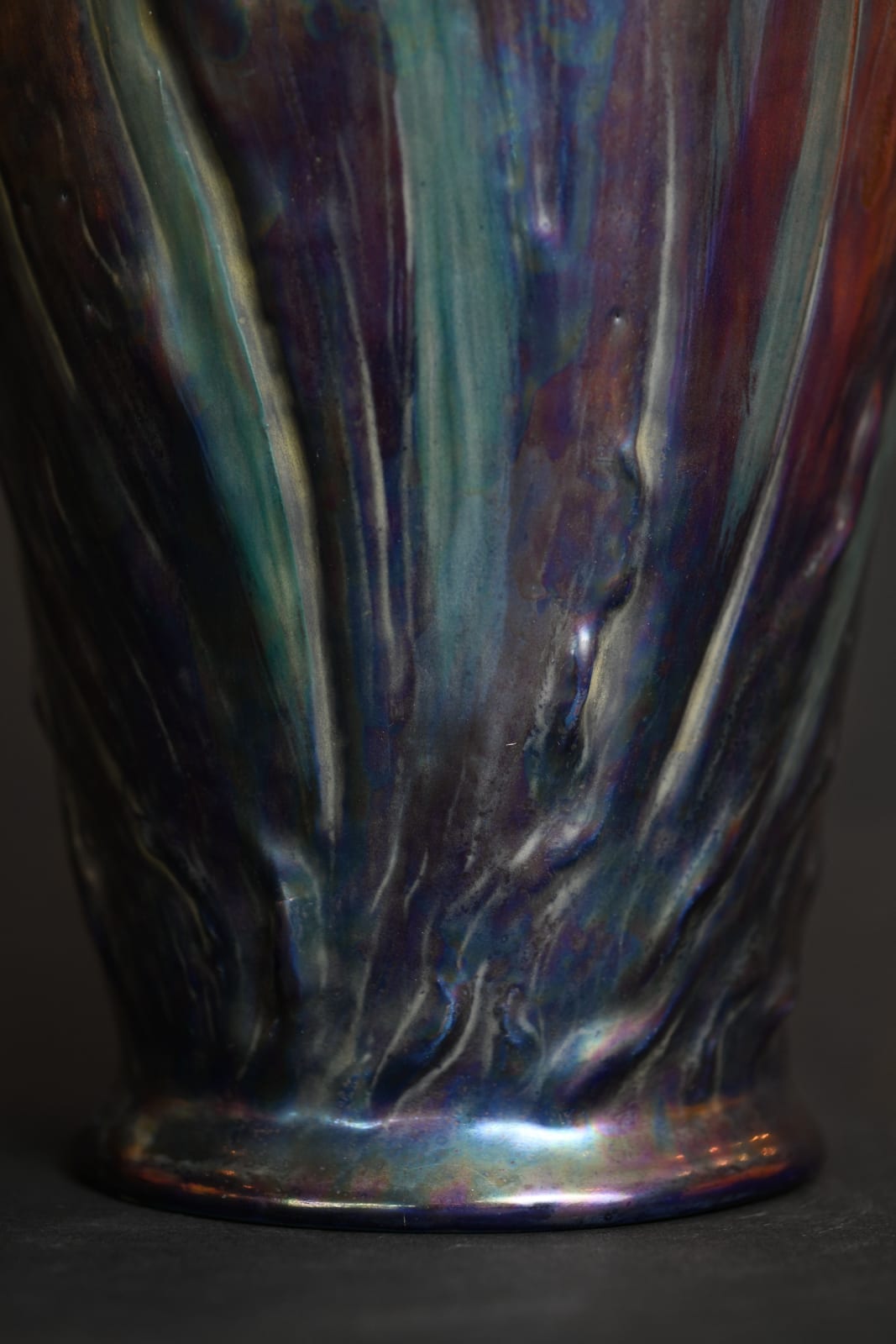 Amphora, Women in the Storm,  1898