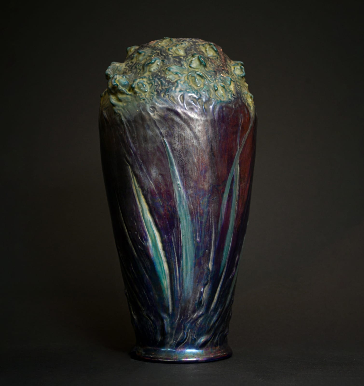 Amphora, Women in the Storm,  1898