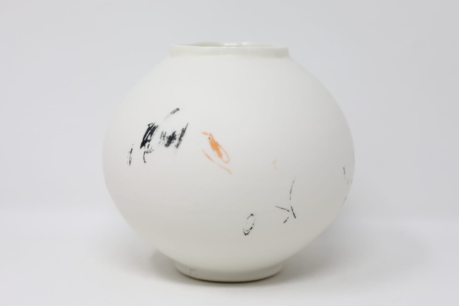 Jennifer Alford, Neume (moon)