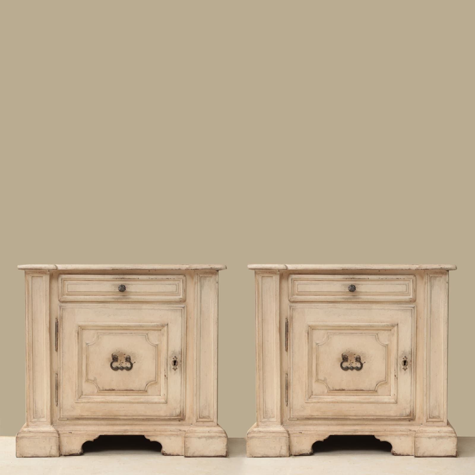 Bedside Cabinets