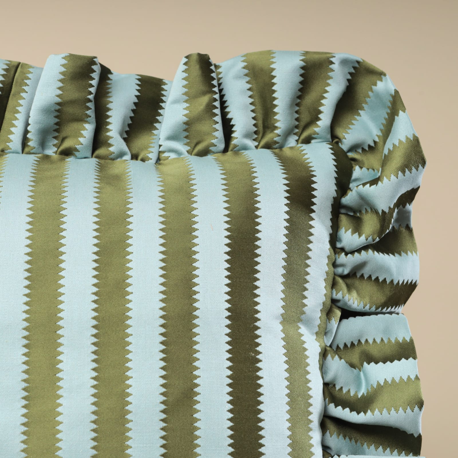 Stripe Cushion 03