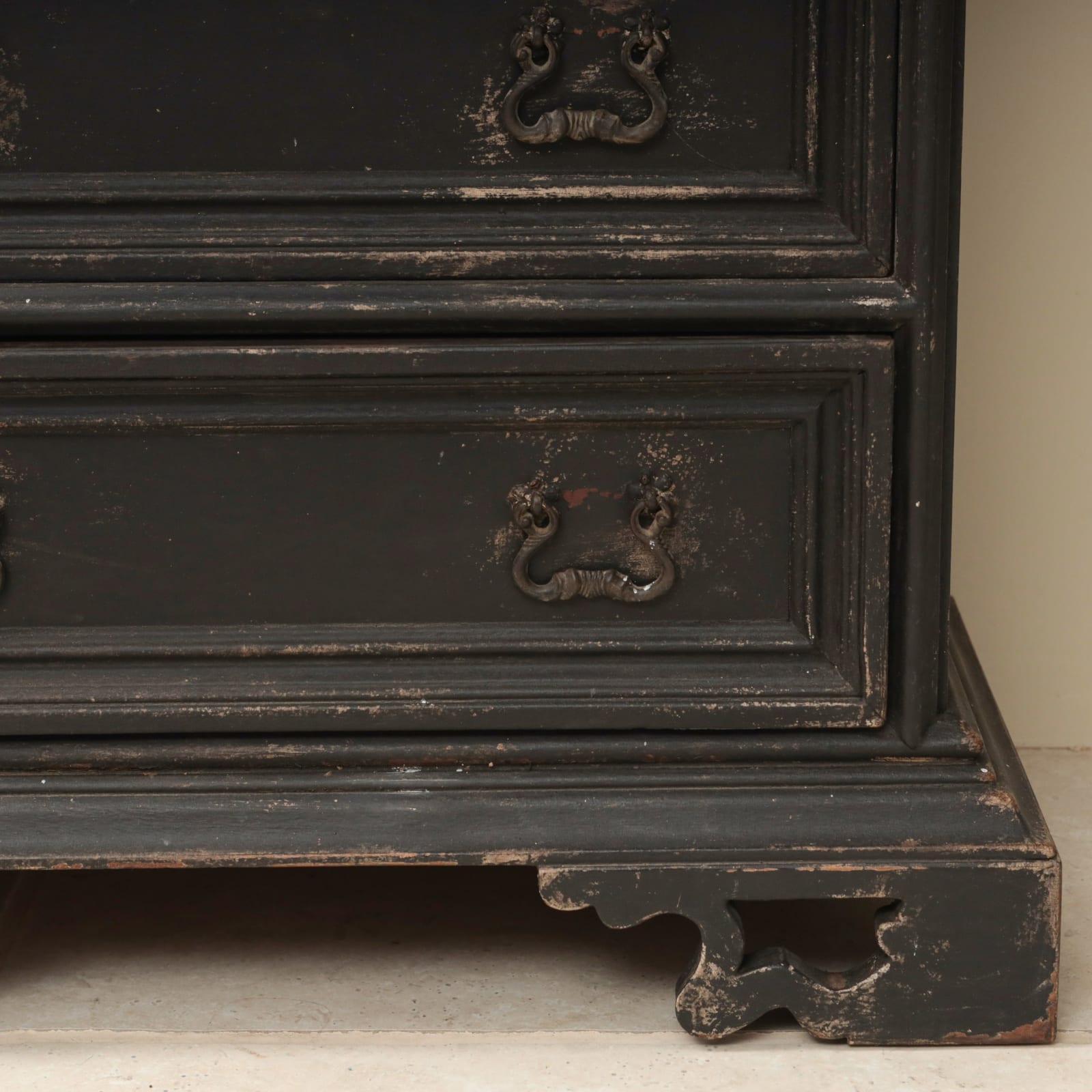 BEDSIDE DRAWERS