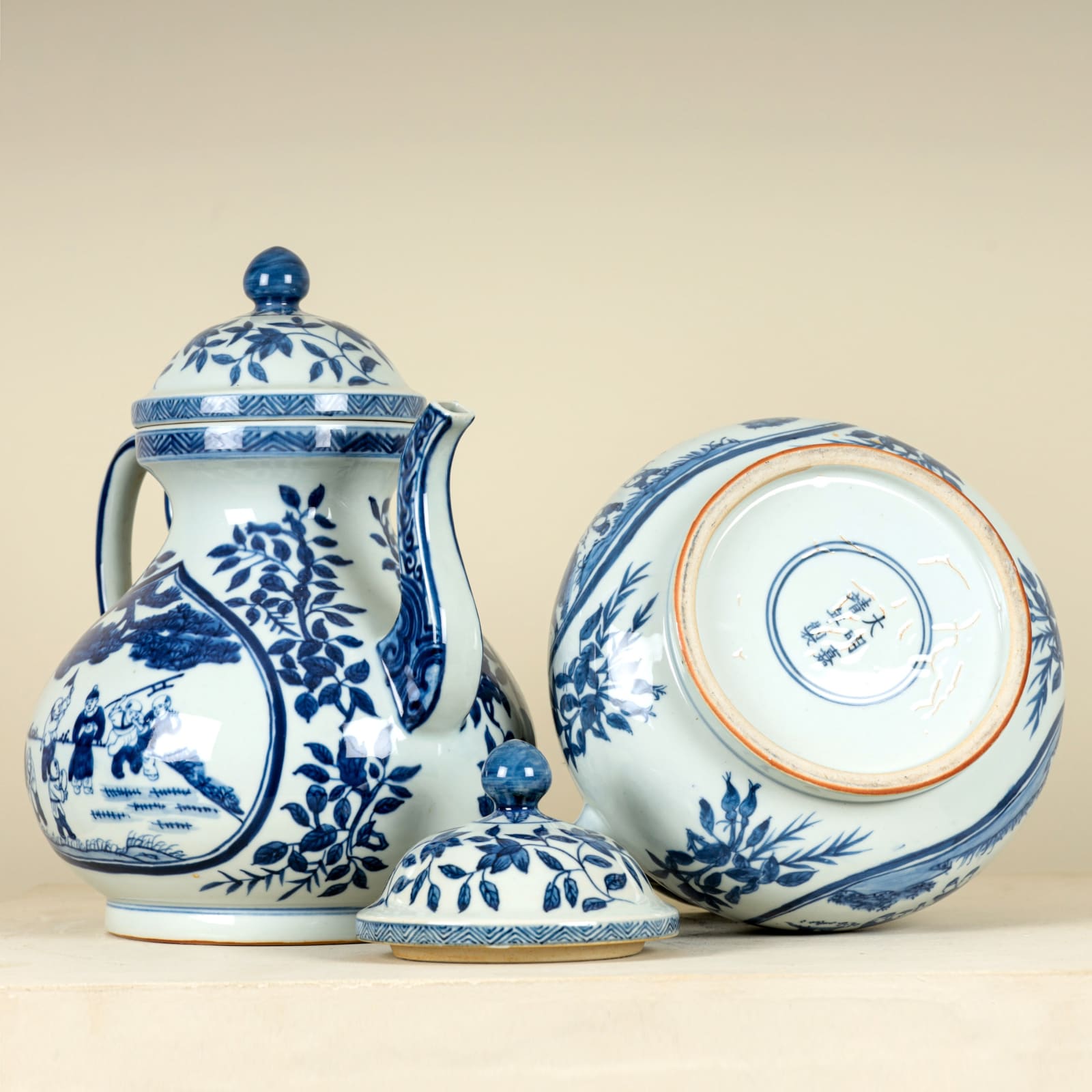 Giant Teapots