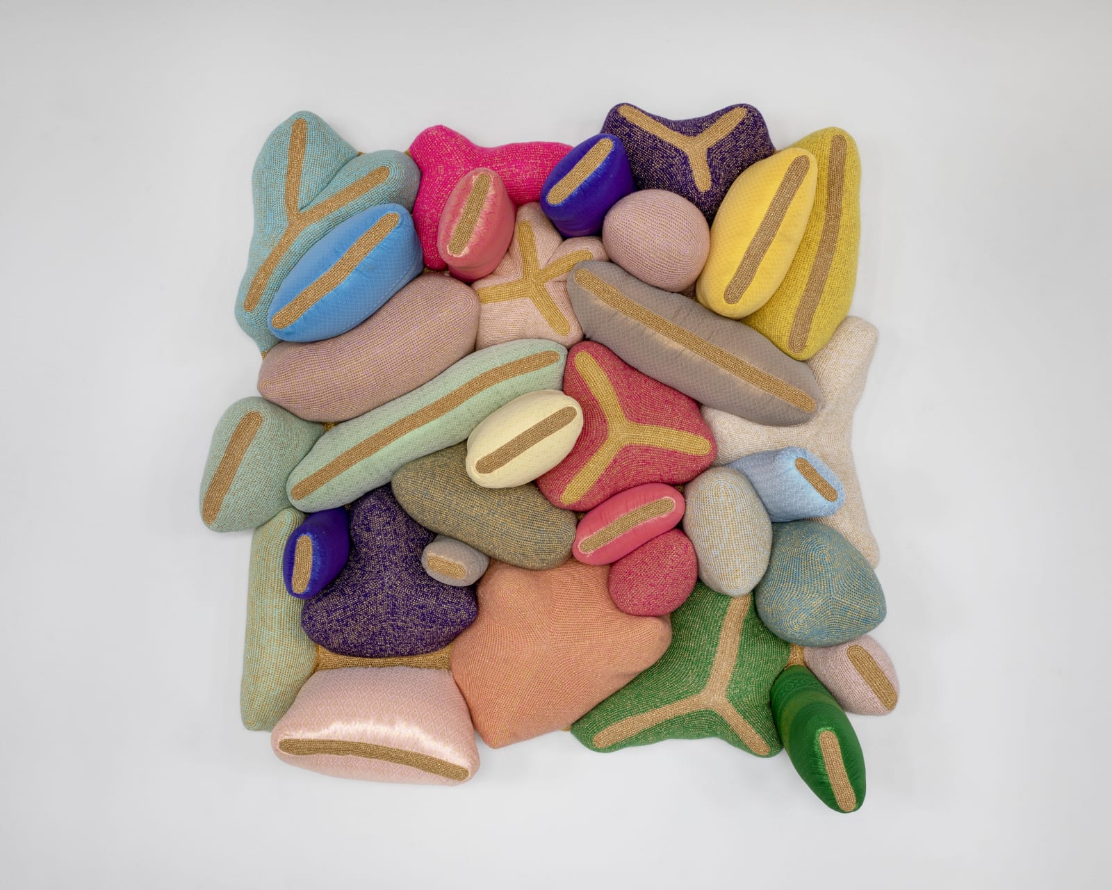 Joana Vasconcelos, Golden Mount, 2021