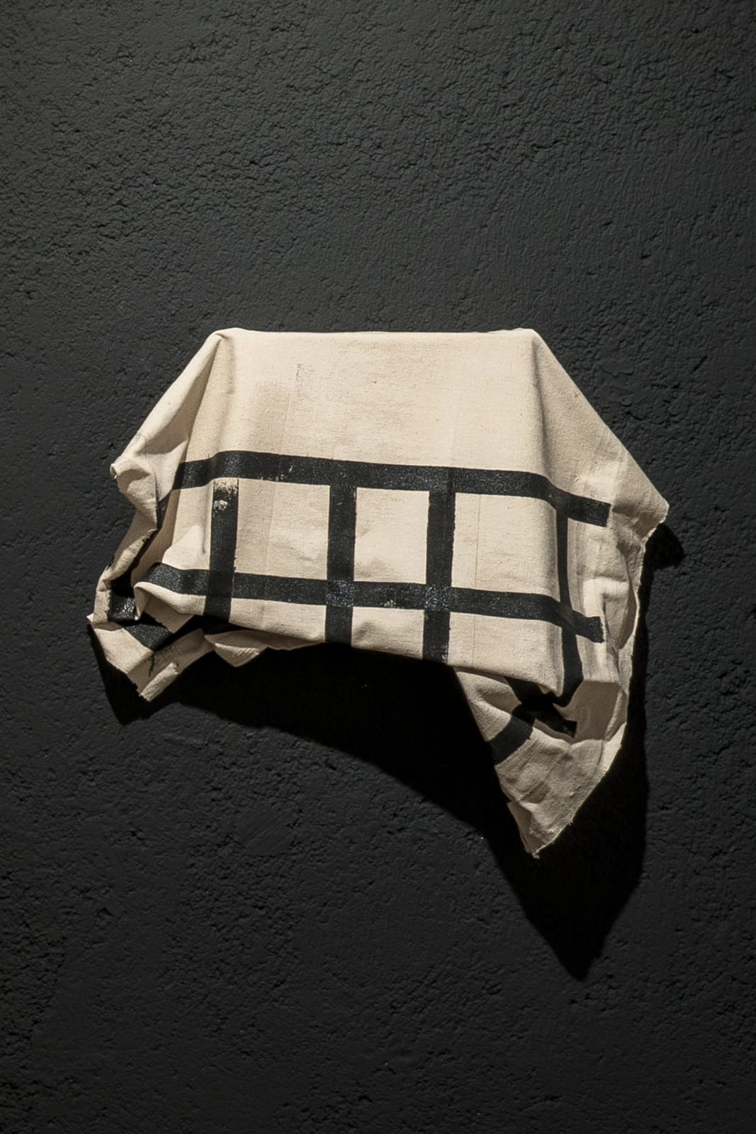 Eugenio Espinoza, Sagging Paint, 2021