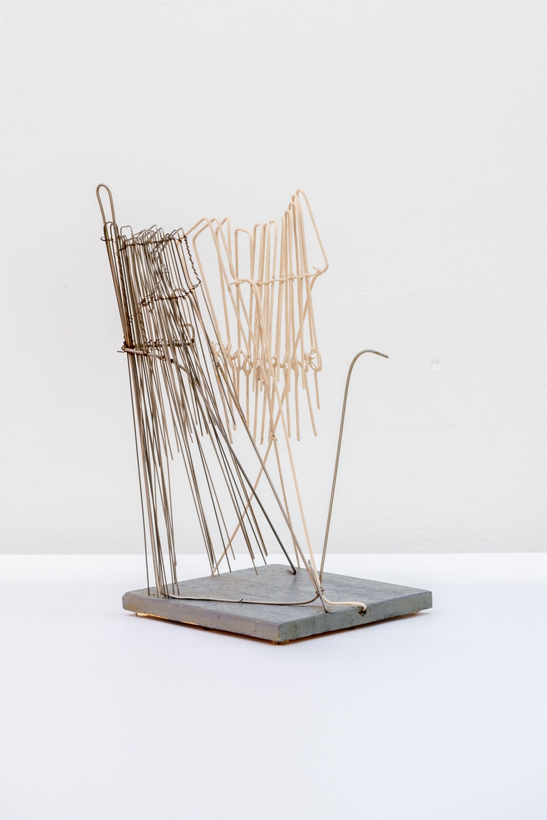 Gego, Untitled - Dos Planos, 1965