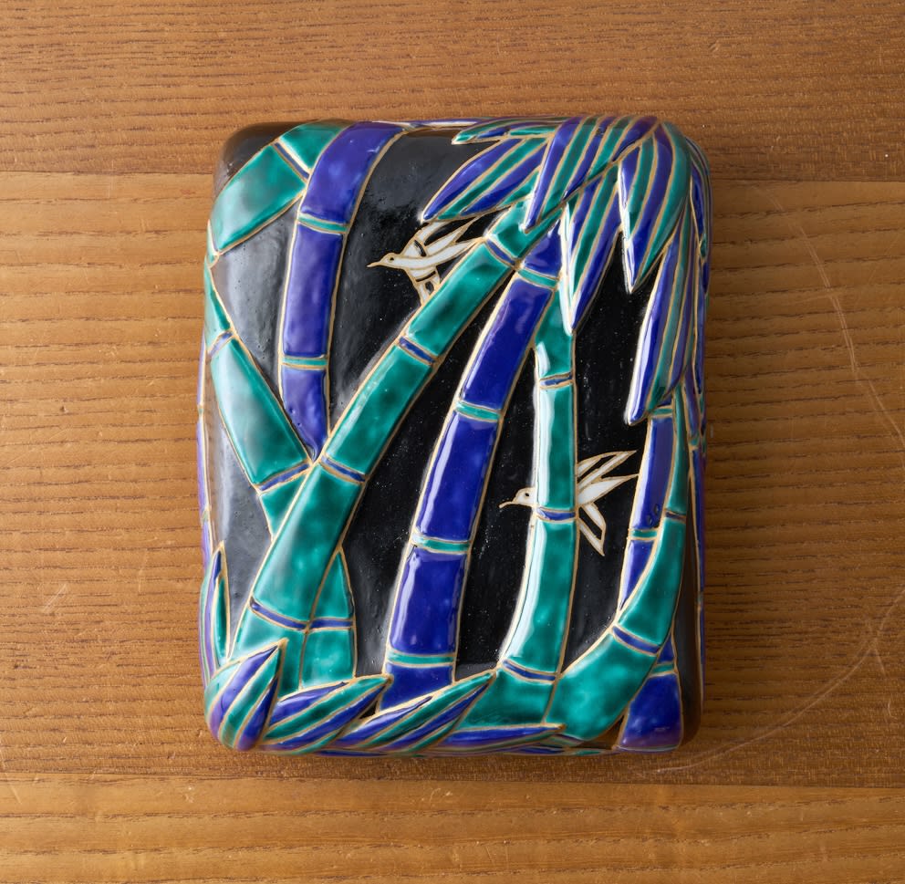 植葉 香澄, ケース